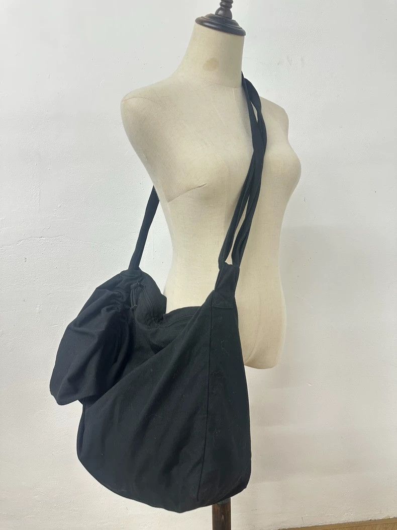 Yohji Yamamoto yohji yamamoto Drawstring Ruffle Hobo Bag Cross Body Bag S Size ONE SIZE - 2 Thumbnail