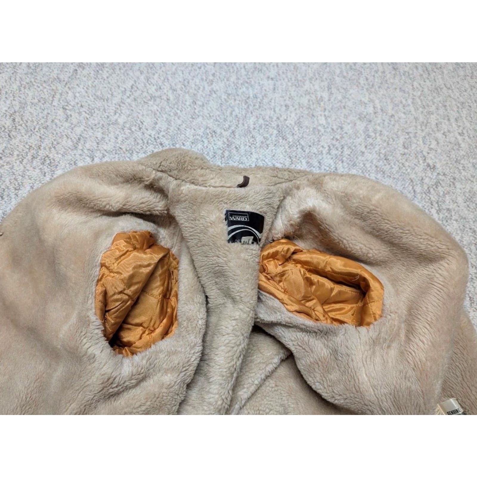 Vintage VINTAGE Montgomery Ward COWHIDE split-Suede WESTERN jacket Mens 44 Brown Leather Trucker 1970s Size US L / EU 52-54 / 3 - 7 Thumbnail