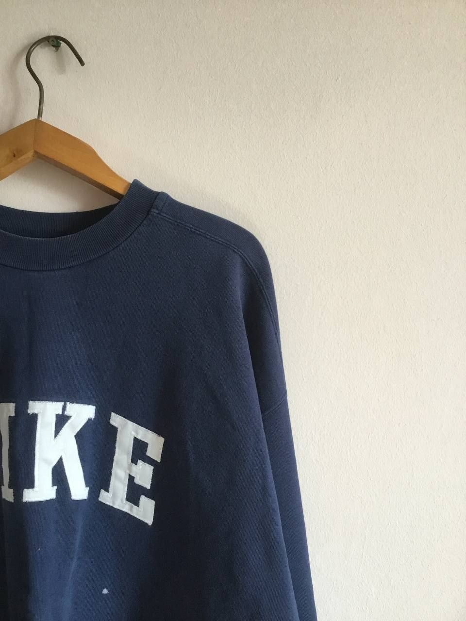 Nike × Vintage Vintage Nike Big Logo Crewneck Sweatshirt Size US XL / EU 56 / 4 - 2 Thumbnail