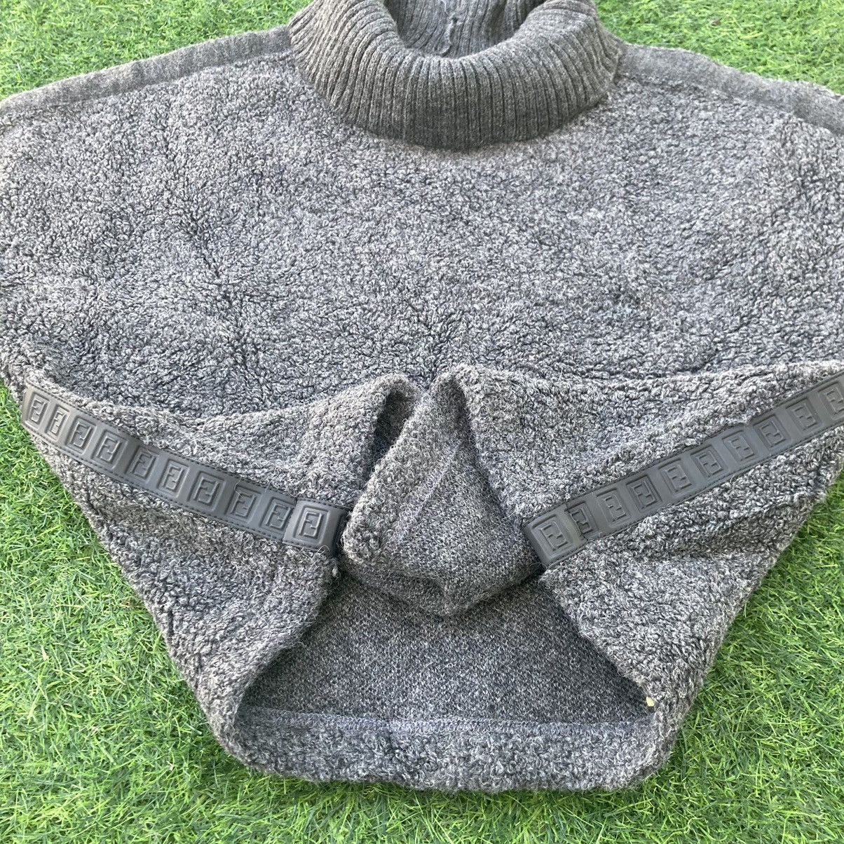 Fendi FENDI WOOL CROPPED TURTLENECK SWEATER Size S / US 4 / IT 40 - 4 Thumbnail
