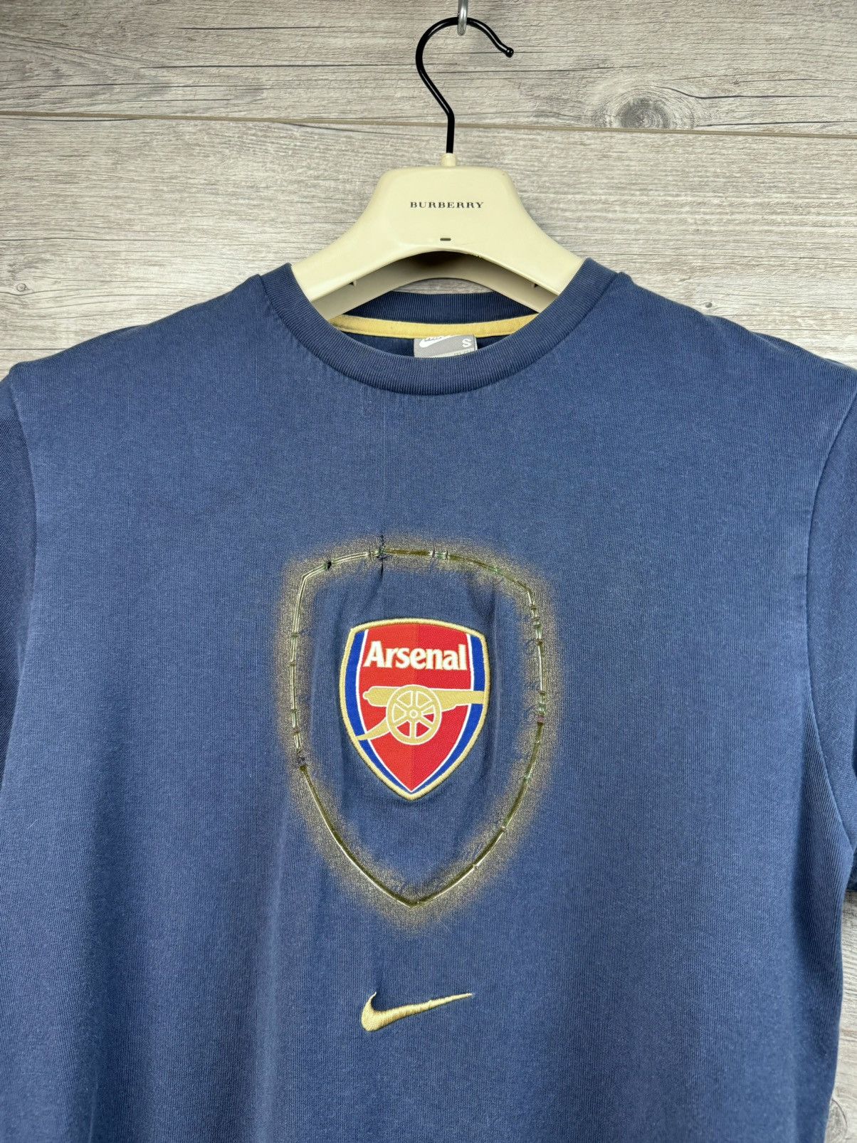 Nike NIKE VINTAGE ARSENAL 2000S TEE T-SHIRT Size US S / EU 44-46 / 1 - 8 Thumbnail