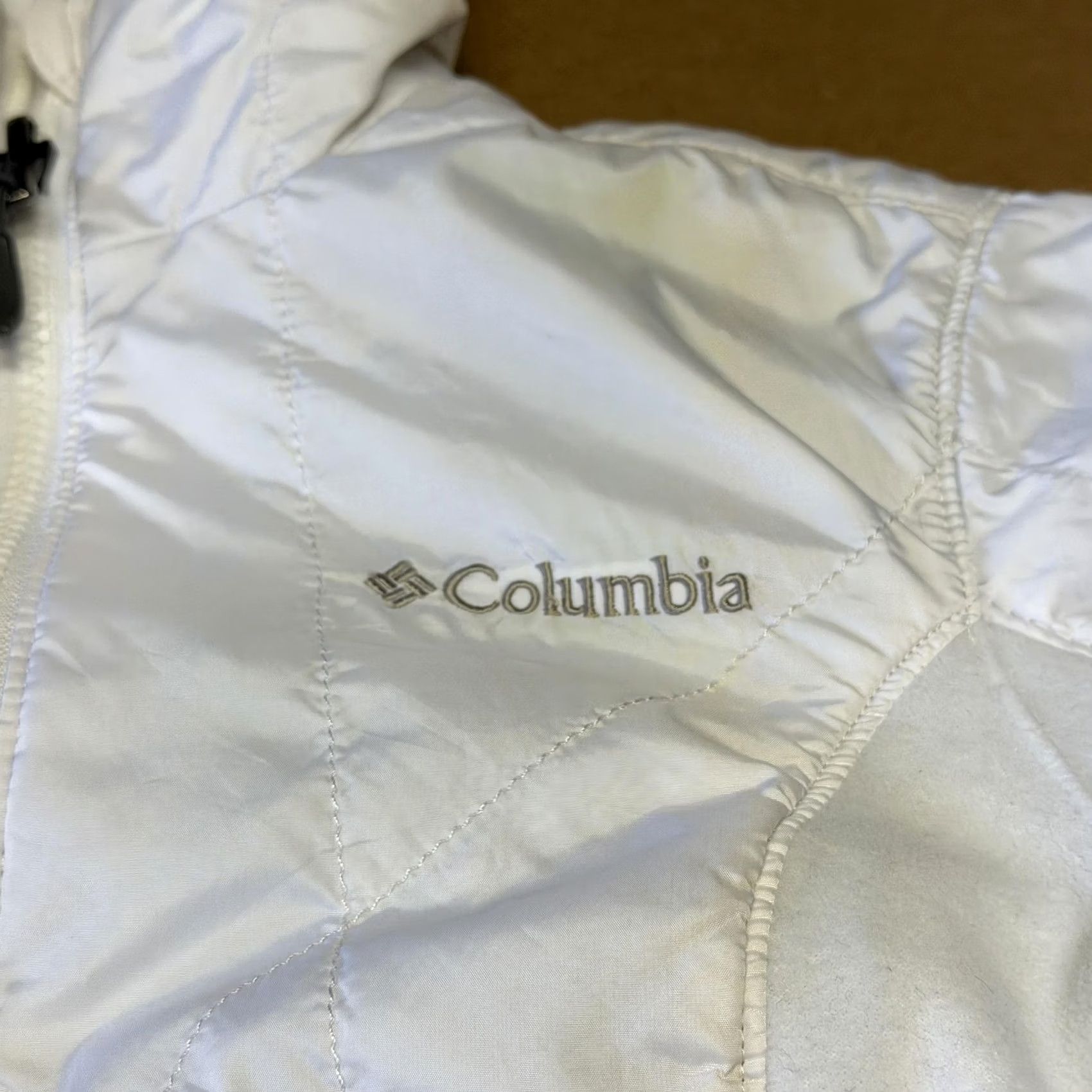 Vintage Columbia XS White Quilted Fleece Jacket Women Size XS / US 0-2 / IT 36-38 - 6 Thumbnail