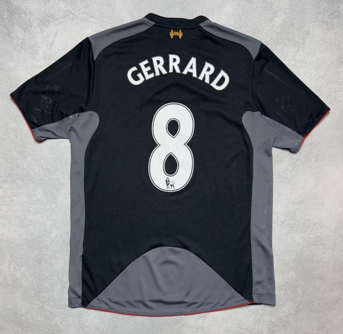 Warrior Liverpool 2012 2013 Away Shirt Jersey Warrior # 8 Gerrard Size US M / EU 48-50 / 2 - 1 Thumbnail