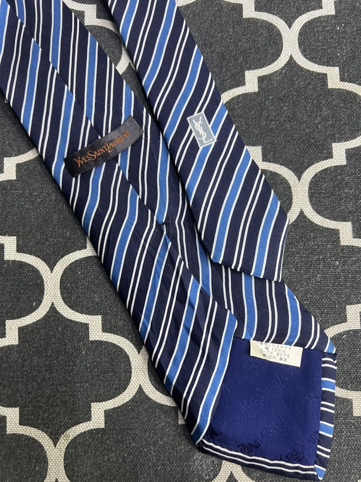Yves Saint Laurent YVES SAINT LAURENT VINTAGE RETRO STRIPE SILK NECKTIES Size ONE SIZE - 2 Thumbnail