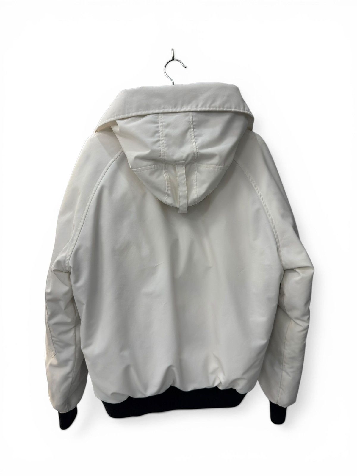 Canada Goose Canada Goose White Bomber Jacket Size US M / EU 48-50 / 2 - 2 Thumbnail