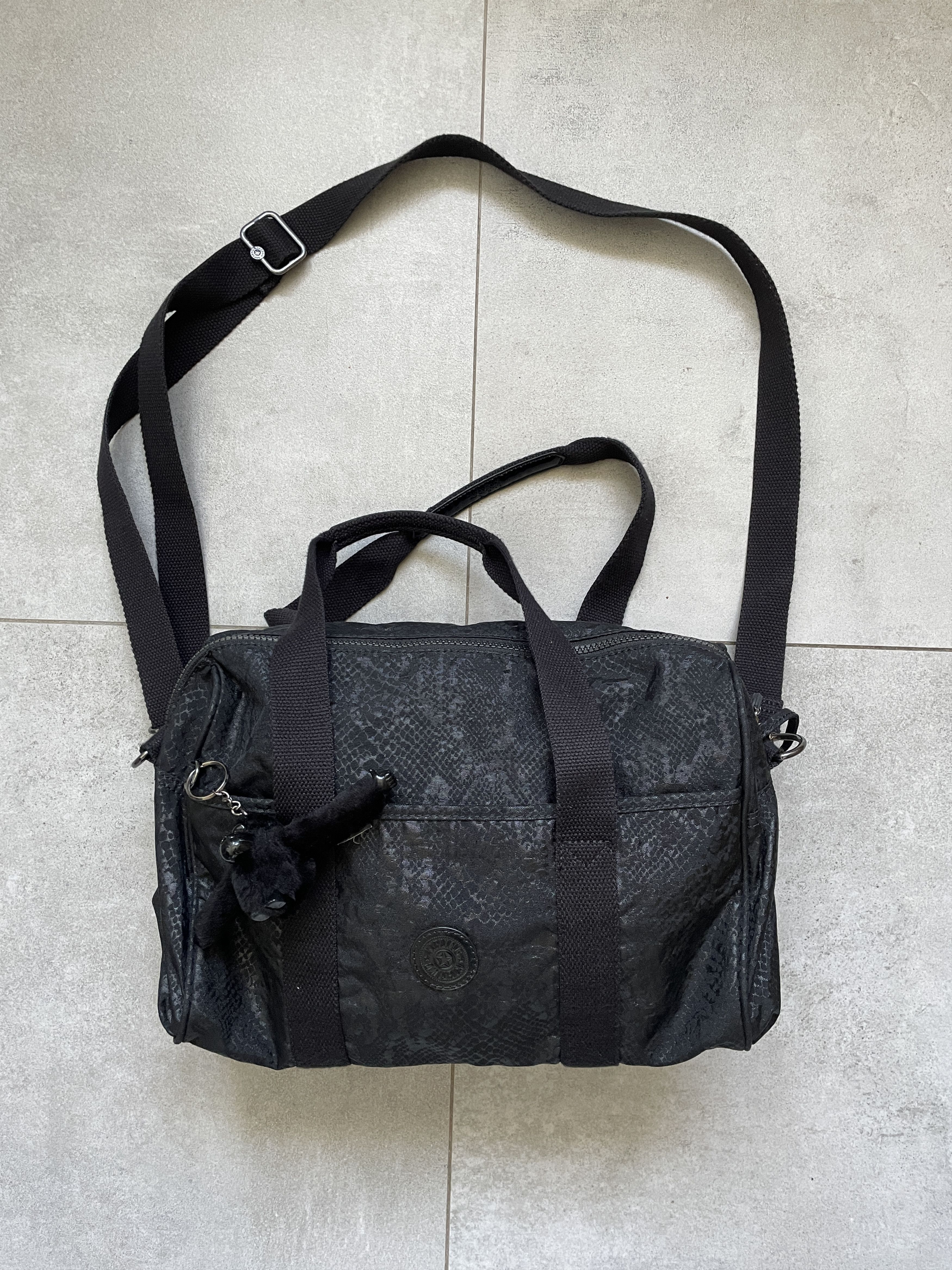 Vintage Y2K KIPLING BLACK MONKEY NYLON BAG Size ONE SIZE - 1 Thumbnail