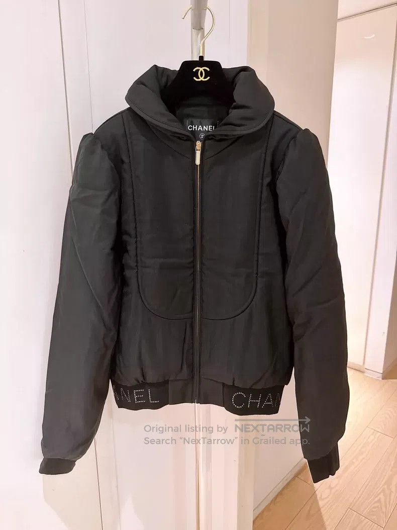 Chanel Chanel Ski Series Bright Diamond Letter Cotton Jacket Size XS / US 0-2 / IT 36-38 - 1 Thumbnail