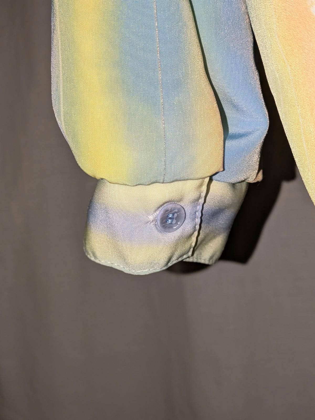 Designer VTG 80s All Hours Pastel Watercolor Button Down Blouse Sz M Size M / US 6-8 / IT 42-44 - 8 Thumbnail