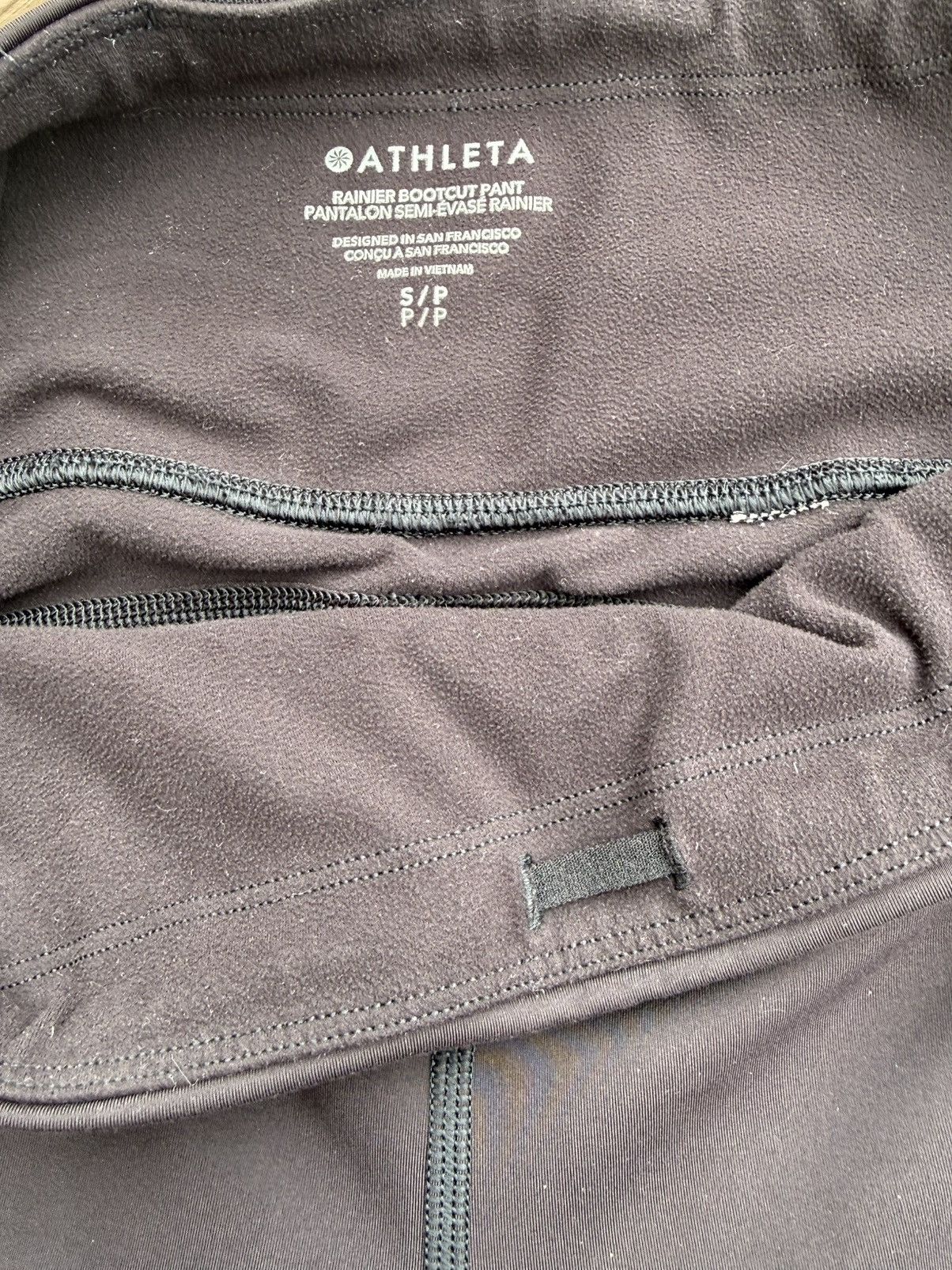 Athleta Athleta Rainier Bootcut Pant Black Small Flare Leggings Size 26" / US 2 / IT 38 - 9 Thumbnail