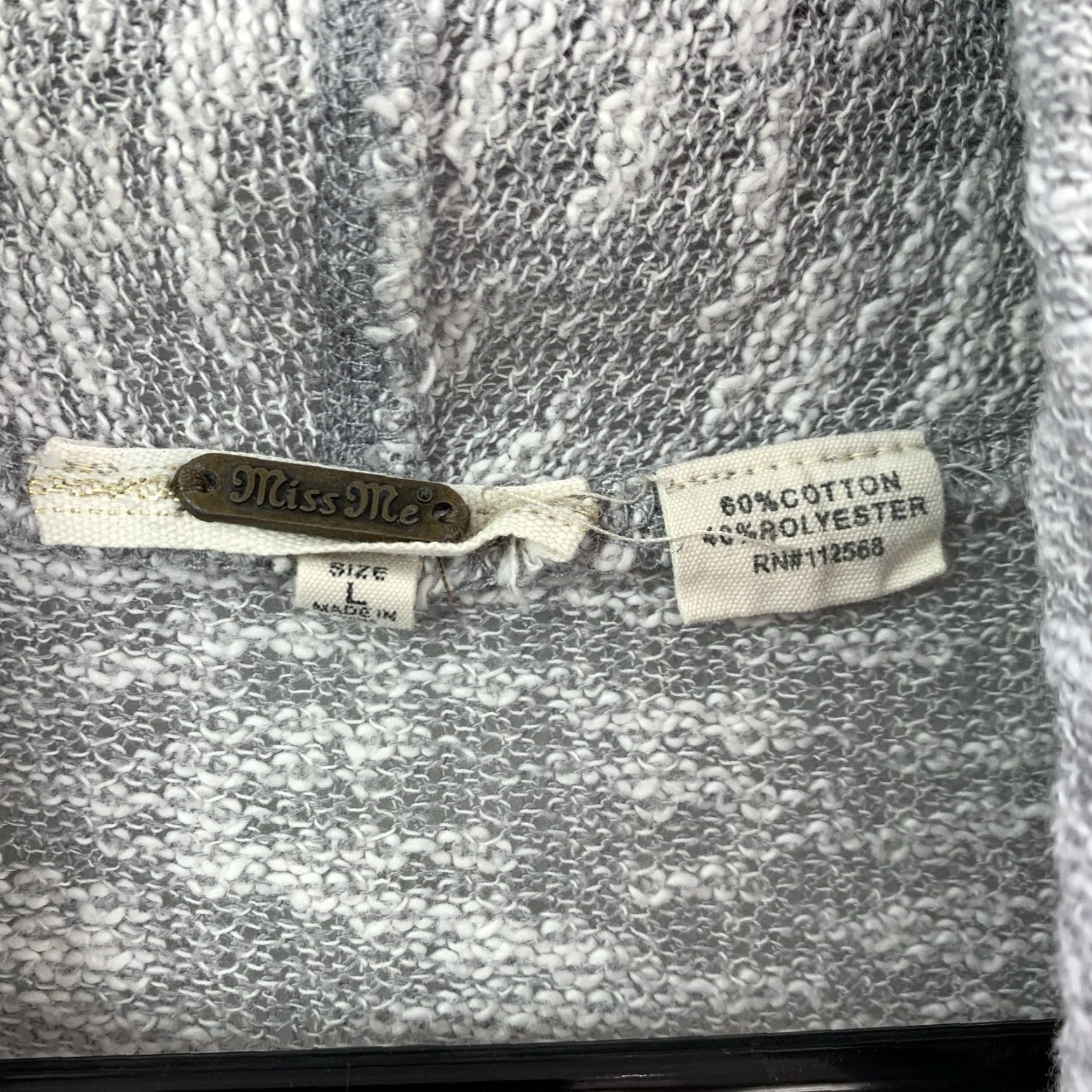 Miss Me VINTAGE Miss Me Cardigan Shirt Womens L Gray Marled Knit Open-Knit Cowgirl Western Boho Y2K 90s Vintage Fall/Winter/Casual Size L / US 10 / IT 46 - 6 Thumbnail