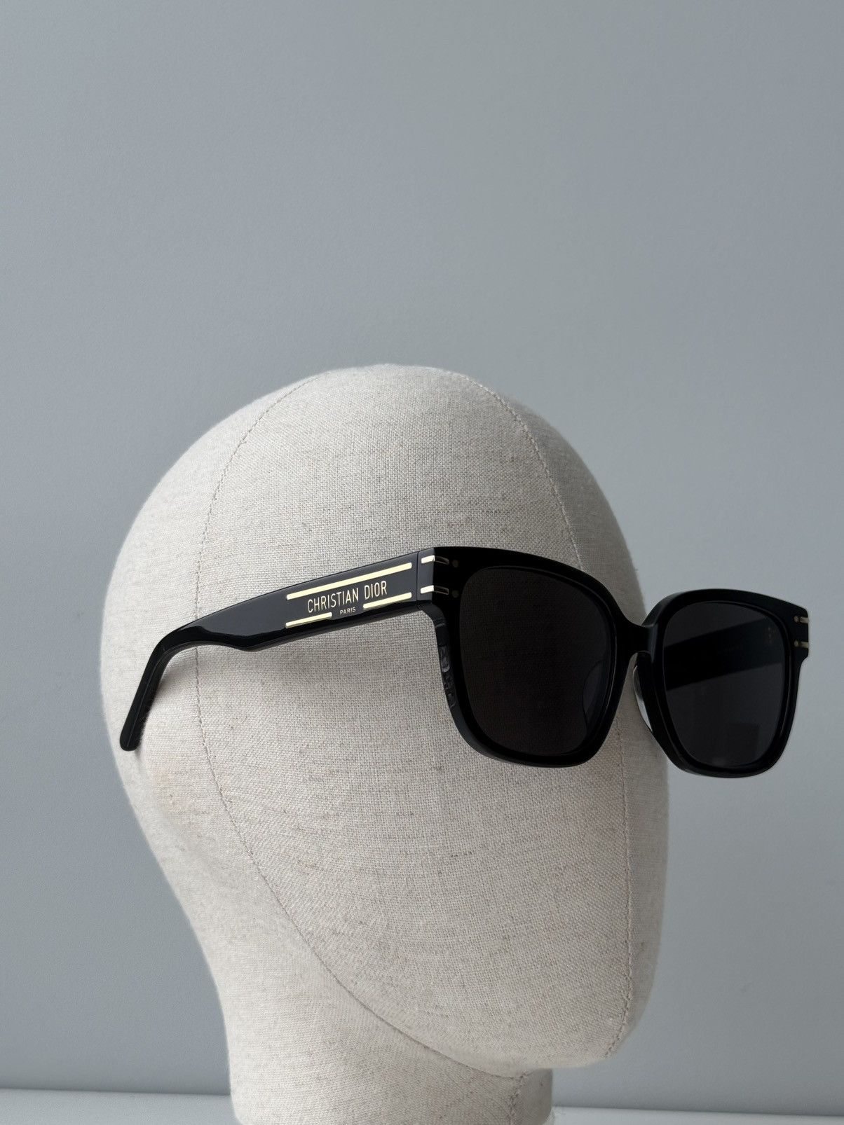 Dior Christian Dior DIORSIGNATURE S7FBlack Square Sunglasses Size ONE SIZE - 2 Thumbnail