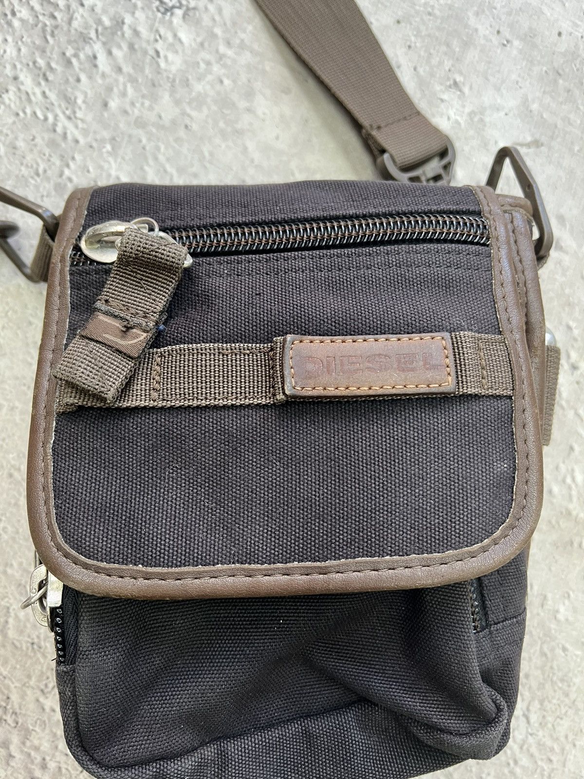 Diesel × Vintage BEST DEAL❤️❤️ gOsling bag Diesel distressed denim multi pocket Size ONE SIZE - 2 Thumbnail