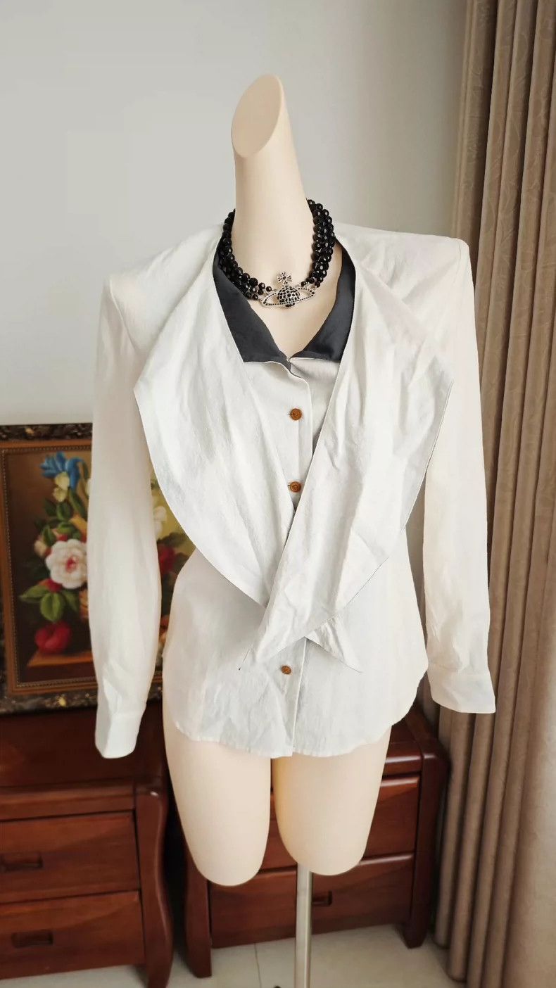Vivienne Westwood Vivienne Westwood size2 French elegant bow-tied shirt Size M / US 6-8 / IT 42-44 - 2 Thumbnail