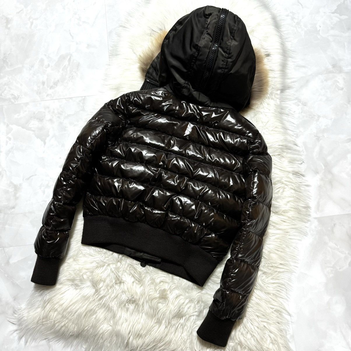 Moncler Moncler DESNA raccoon fur switching puffer down jacket Size XS / US 0-2 / IT 36-38 - 11 Thumbnail