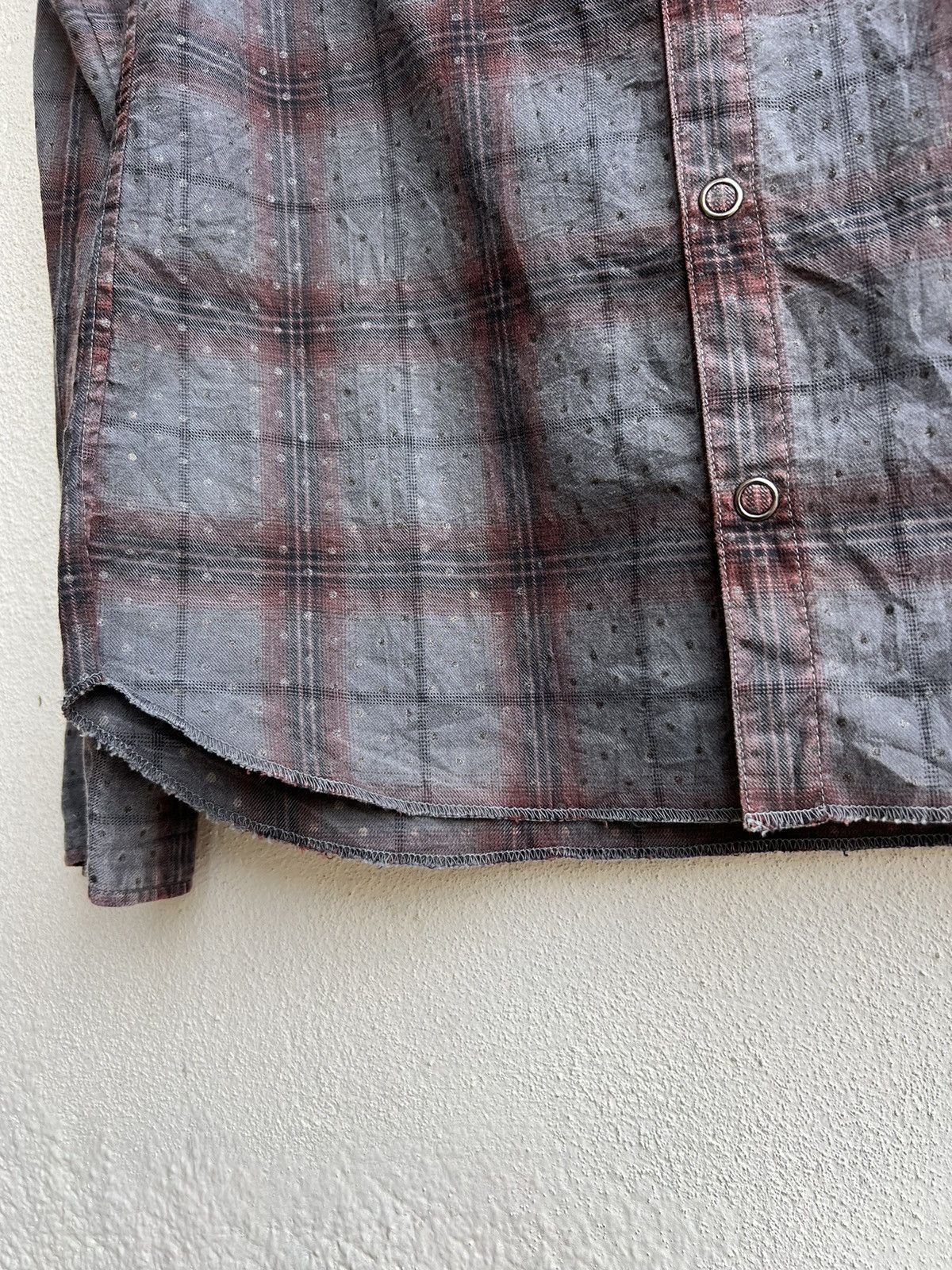 20471120 Vintage Paranoid Japan Blink Dot Bondage Flannel Shirt Size US S / EU 44-46 / 1 - 15 Thumbnail
