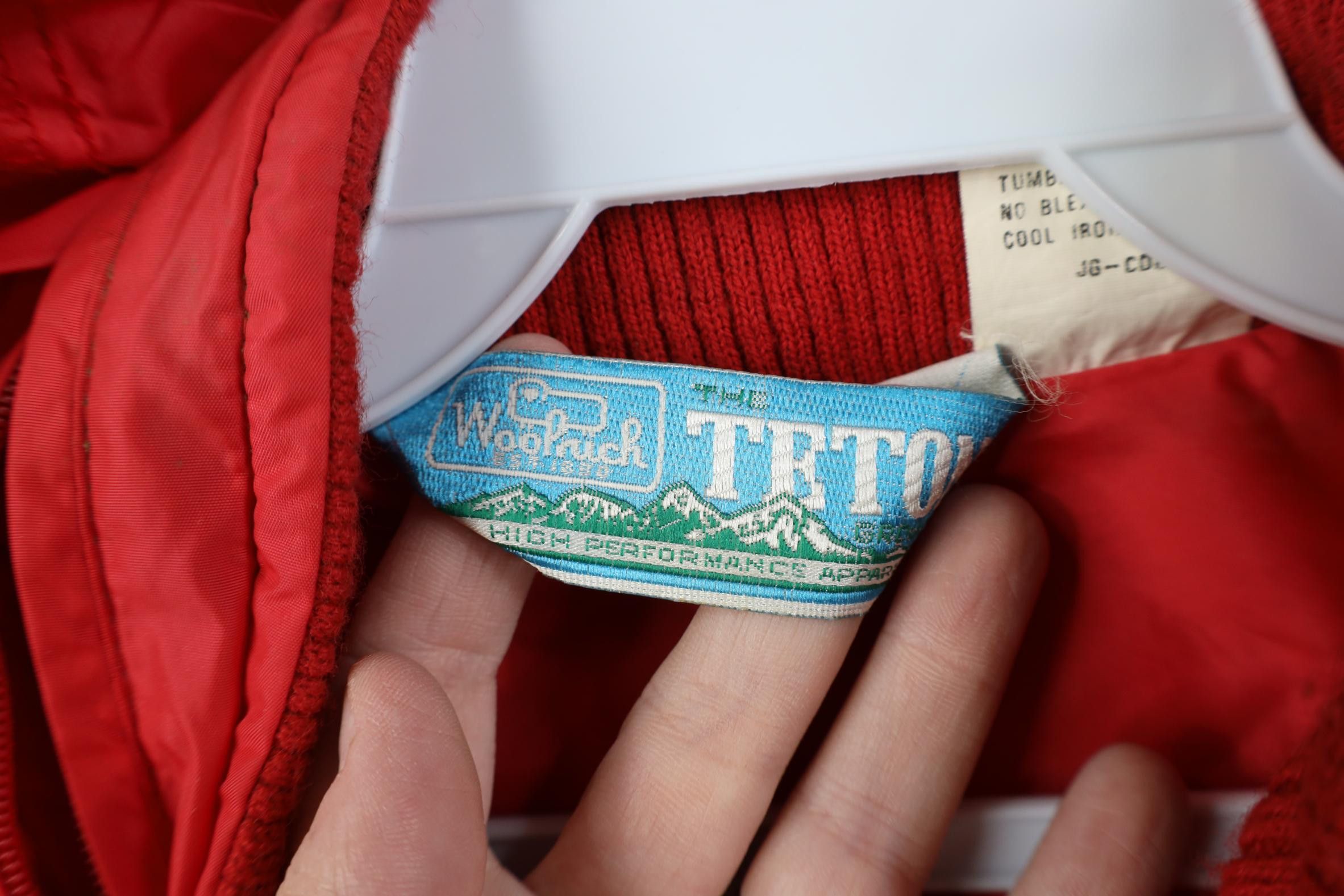 Woolrich Woolen Mills Vintage 90s Woolrich Hooded Full Zip Windbreaker Jacket Red Size US L / EU 52-54 / 3 - 9 Thumbnail