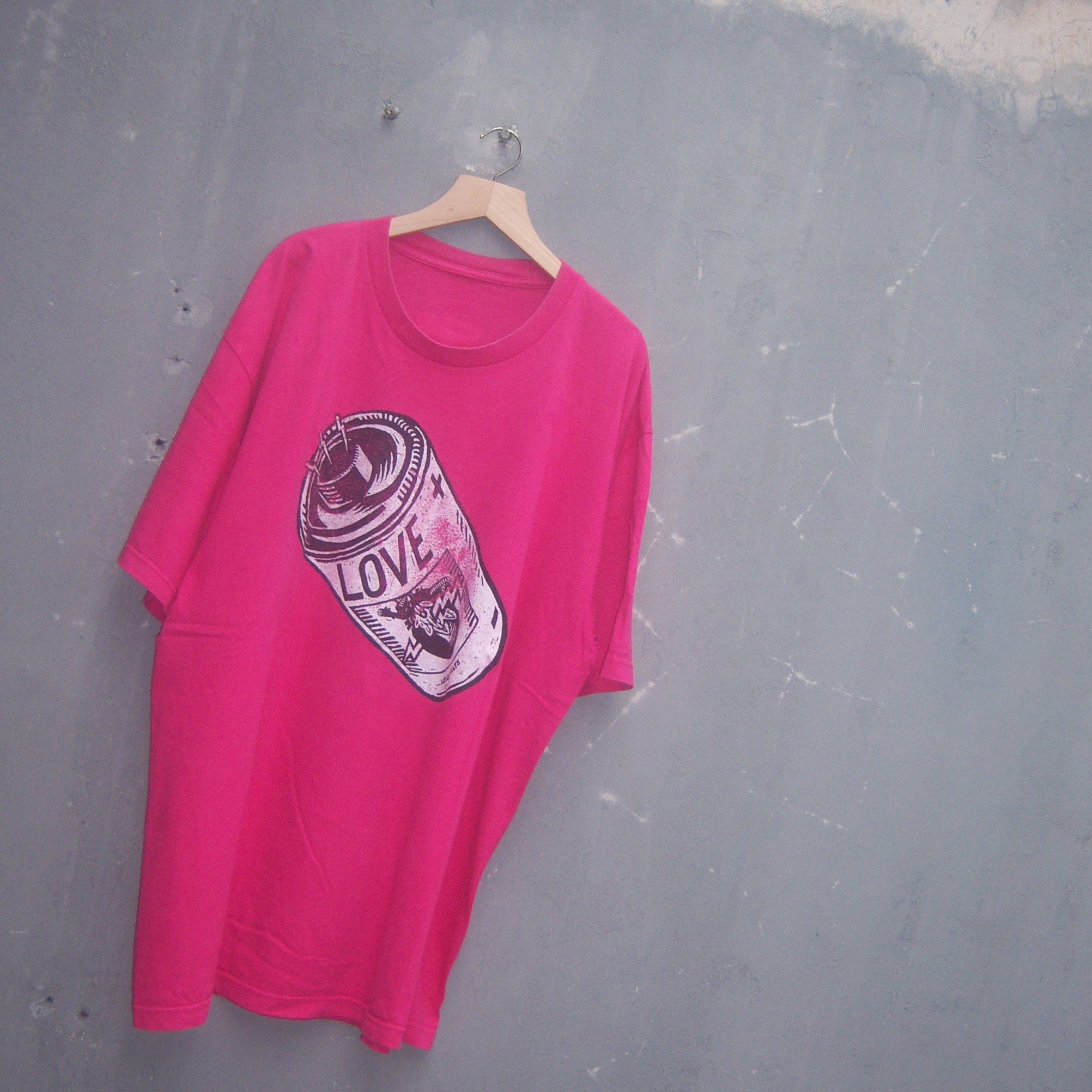 Band Tees Reprint Love Battery Dayglo Album Size US XXL / EU 58 / 5 - 2 Thumbnail