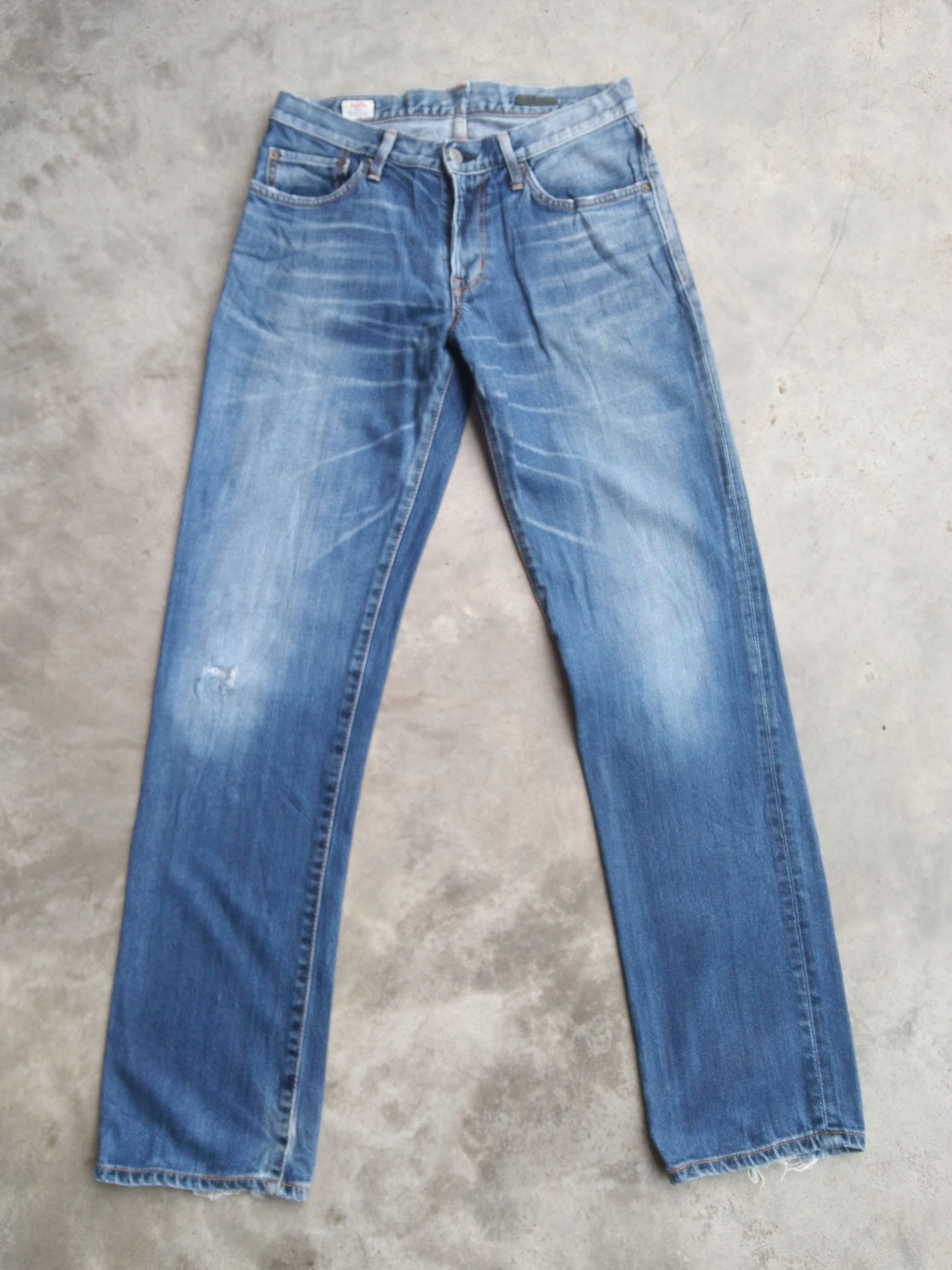 Japanese Brand Vintage Faded Blue Edwin Distressed Jeans 30x32 Size US 30 / EU 46 - 1 Thumbnail