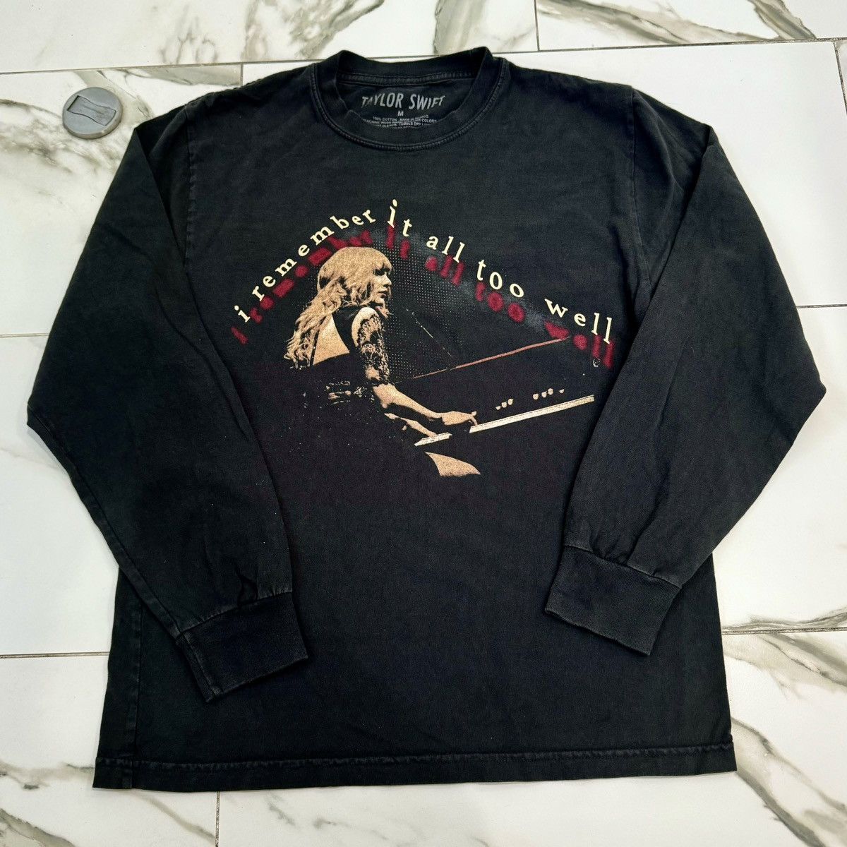 Band Tees × Designer TAYLOR SWIFT REMEMBER IT ALL TOUR TEE! Size US M / EU 48-50 / 2 - 1 Thumbnail