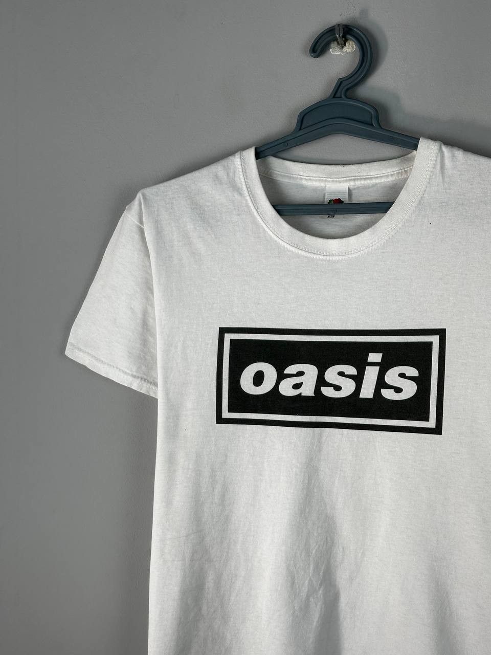 Band Tees Oasis Vintage T Shirts Y2K Box Big Centre Logo Size US M / EU 48-50 / 2 - 3 Thumbnail