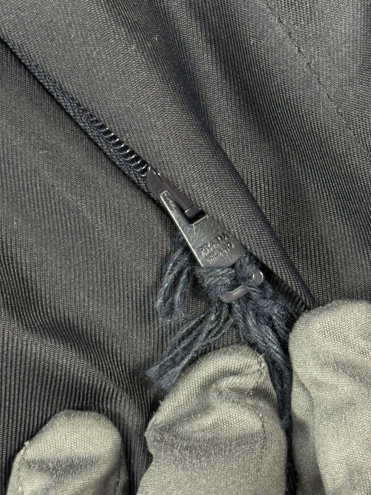 Prada SILK TAPERED TROUSERS Size US 34 / EU 50 - 7 Thumbnail