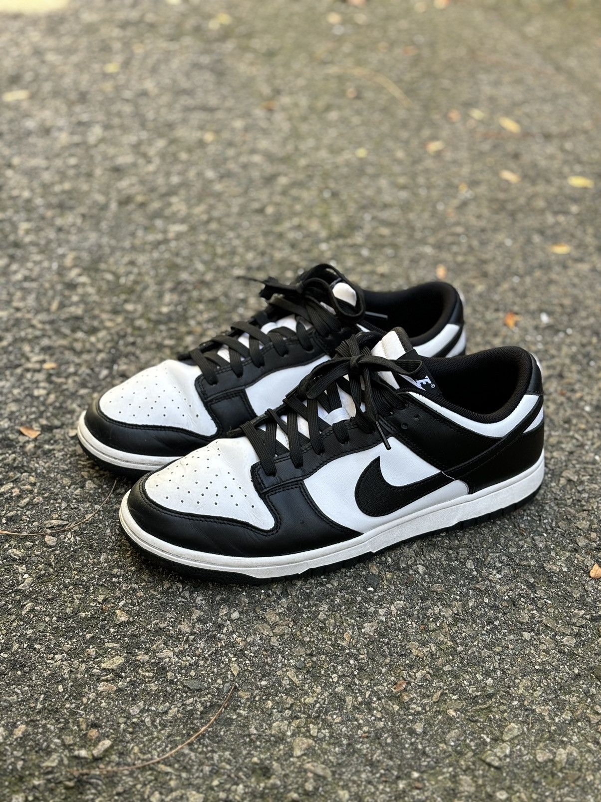 nike dunk black and white panda