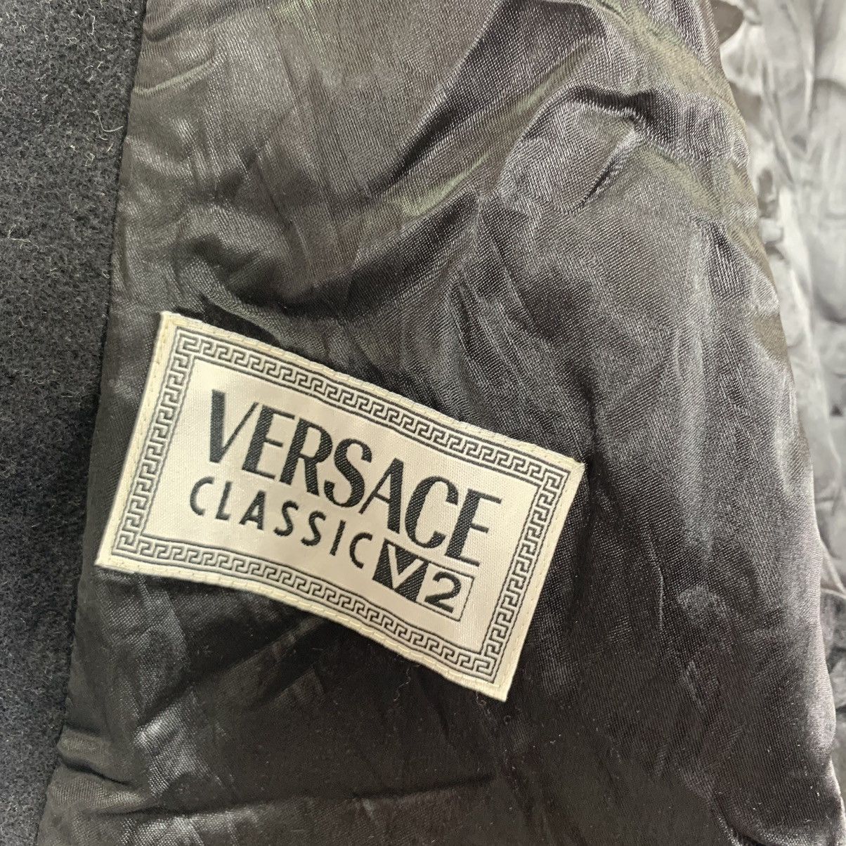Versace × Vintage Vintage Versace Classic V2 Long Sherpa Jacket Size US M / EU 48-50 / 2 - 5 Thumbnail