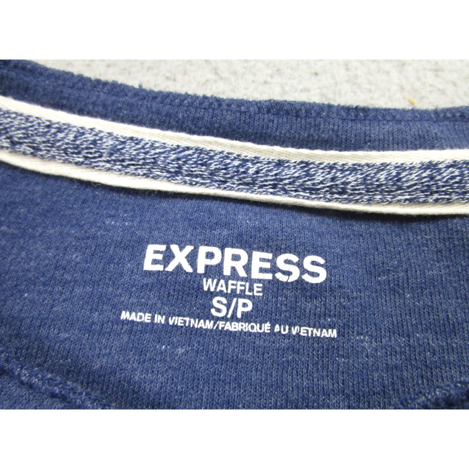 Express Express Waffle Shirt Mens Small Blue Long Sleeve Henley Thermal Tee Top Size US S / EU 44-46 / 1 - 4 Thumbnail