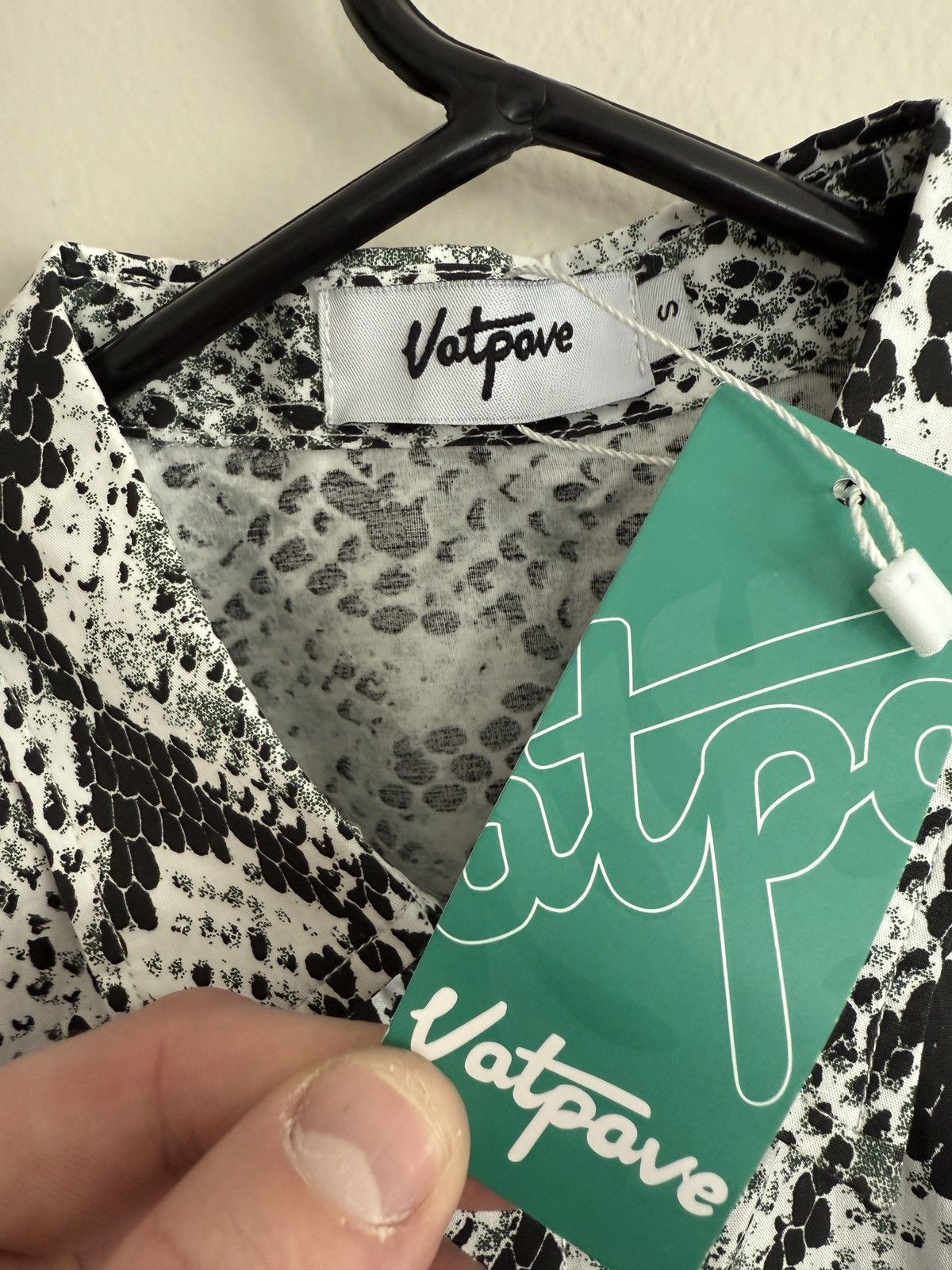 Other Vatpave Short Sleeve Button Up (Brand New w/ Tag) Size US S / EU 44-46 / 1 - 3 Thumbnail