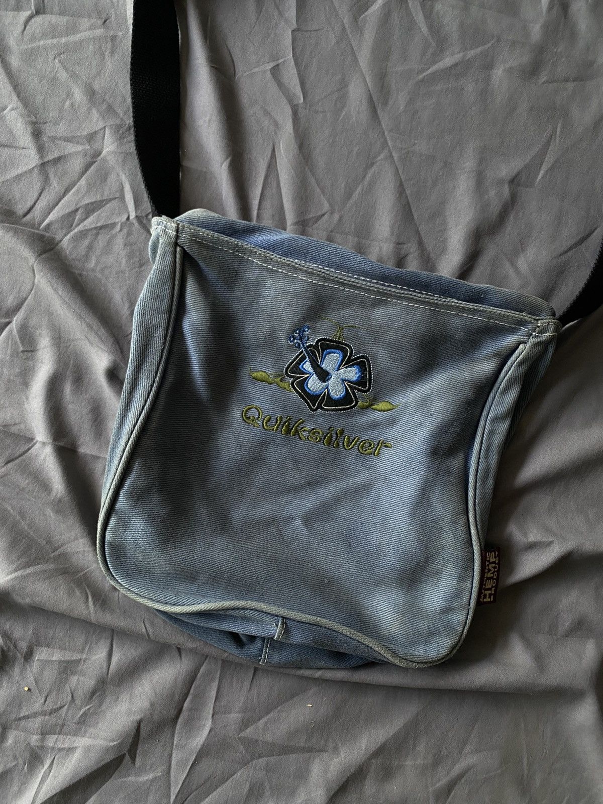 Quiksilver Vintage 90s Quiksilver HEMP Product Slingbag Size ONE SIZE - 2 Thumbnail
