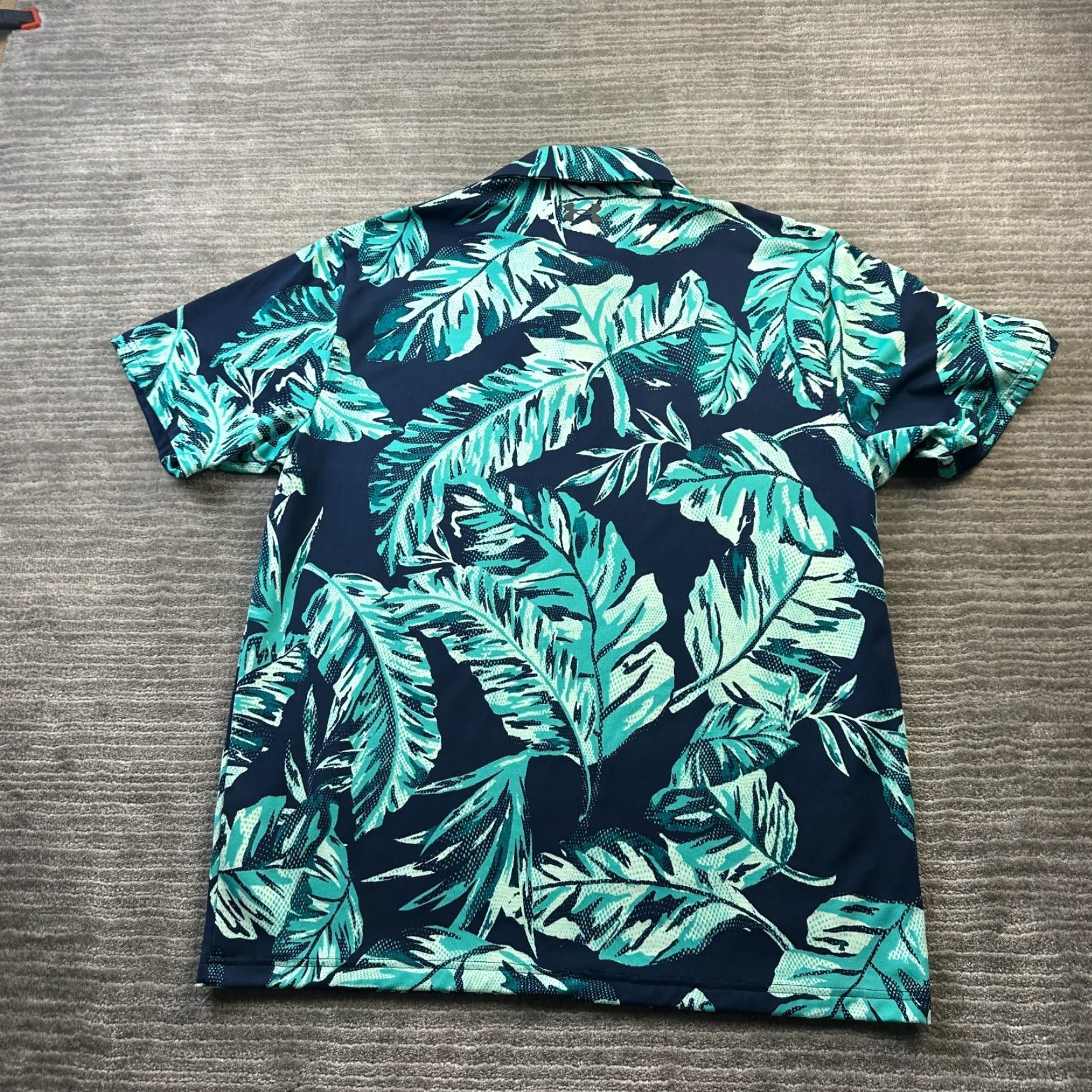 Under Armour Under Armour Polo Shirt Mens Large Green Golf All Over Print Playoff Printed Shirt Size US L / EU 52-54 / 3 - 3 Thumbnail