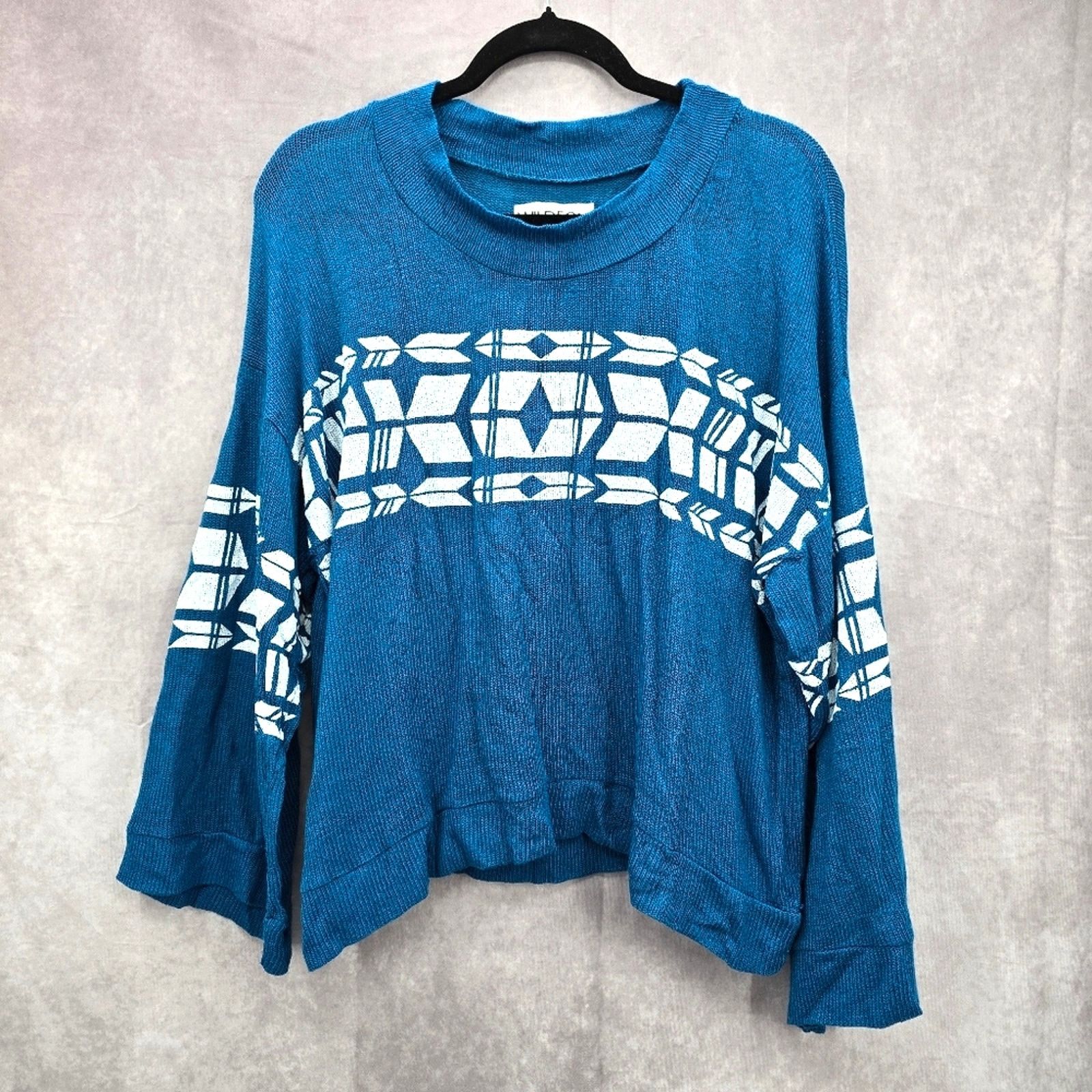 Wildfox Wildfox Blue White Pattern Sweater Wide Sleeves Small Size S / US 4 / IT 40 - 1 Thumbnail