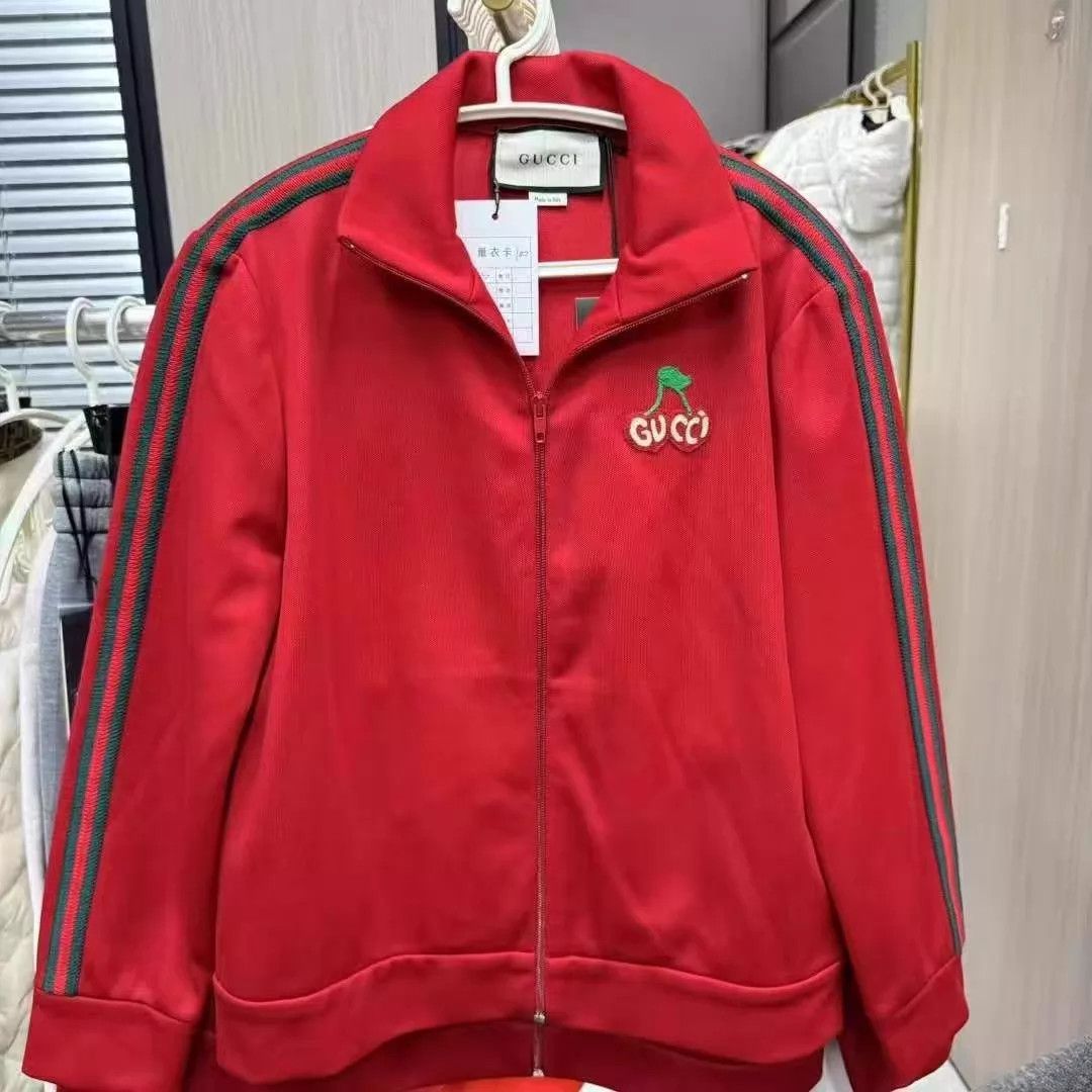 Gucci Gucci Red Cherry Hoodie XL Size XL / US 12-14 / IT 48-50 - 1 Thumbnail