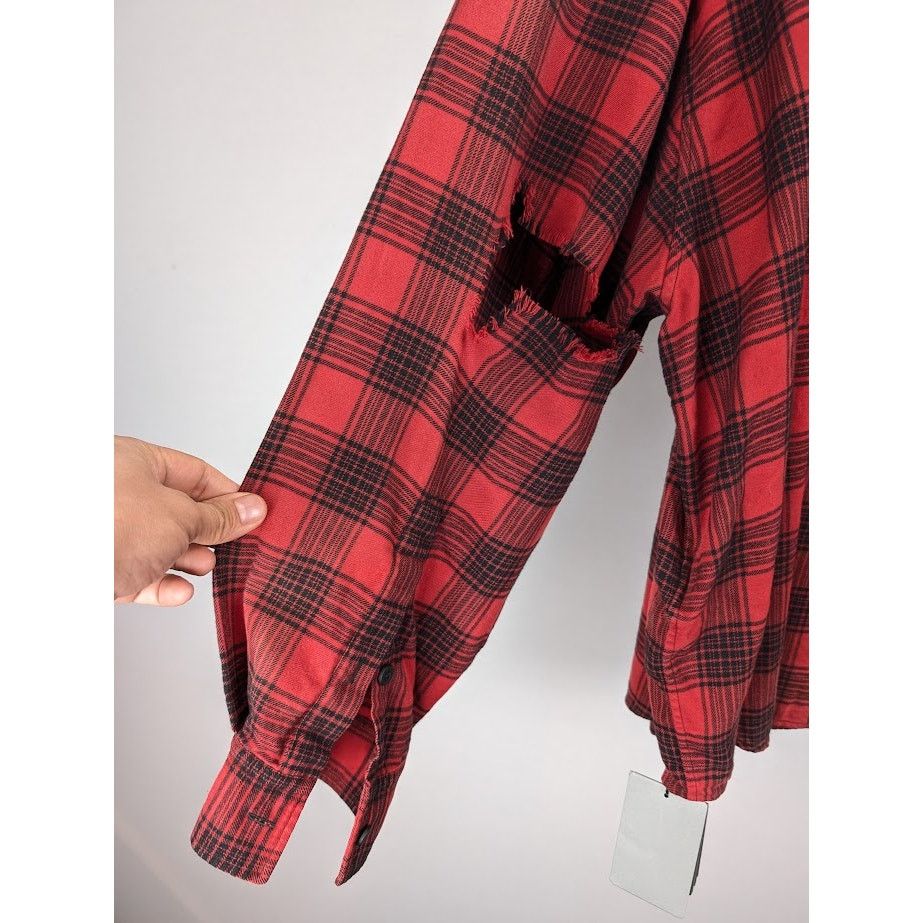 Balenciaga o1rshd1 Hooded Oversized Shirt Check in Red/Black Size US L / EU 52-54 / 3 - 14 Thumbnail