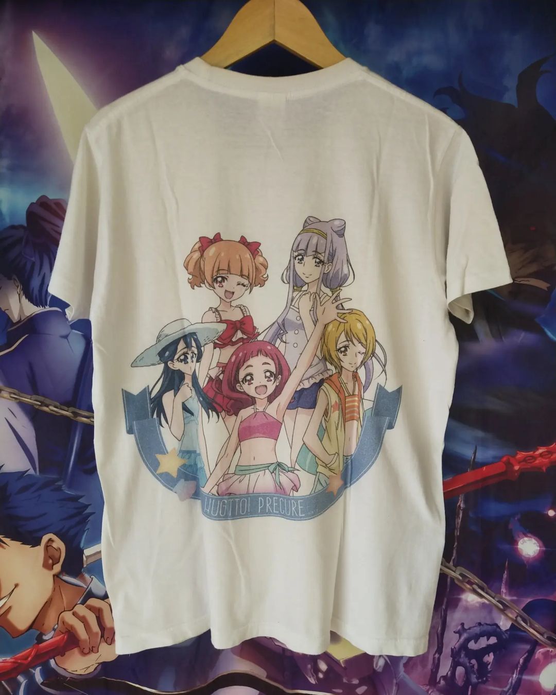 Anime × Japanese Brand Hug! Pretty Cure Group Art Big Print Anime Tees Size US L / EU 52-54 / 3 - 1 Thumbnail