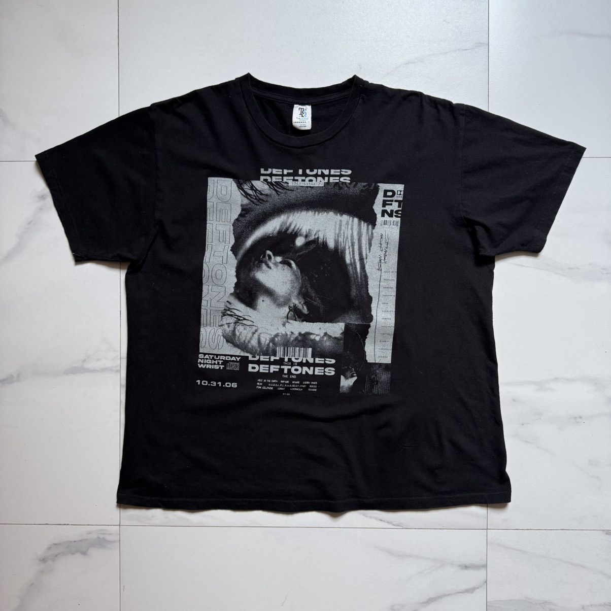 Band Tees Vintage Y2K Deftones Saturday Night Wrist Tee Size US XL / EU 56 / 4 - 2 Thumbnail