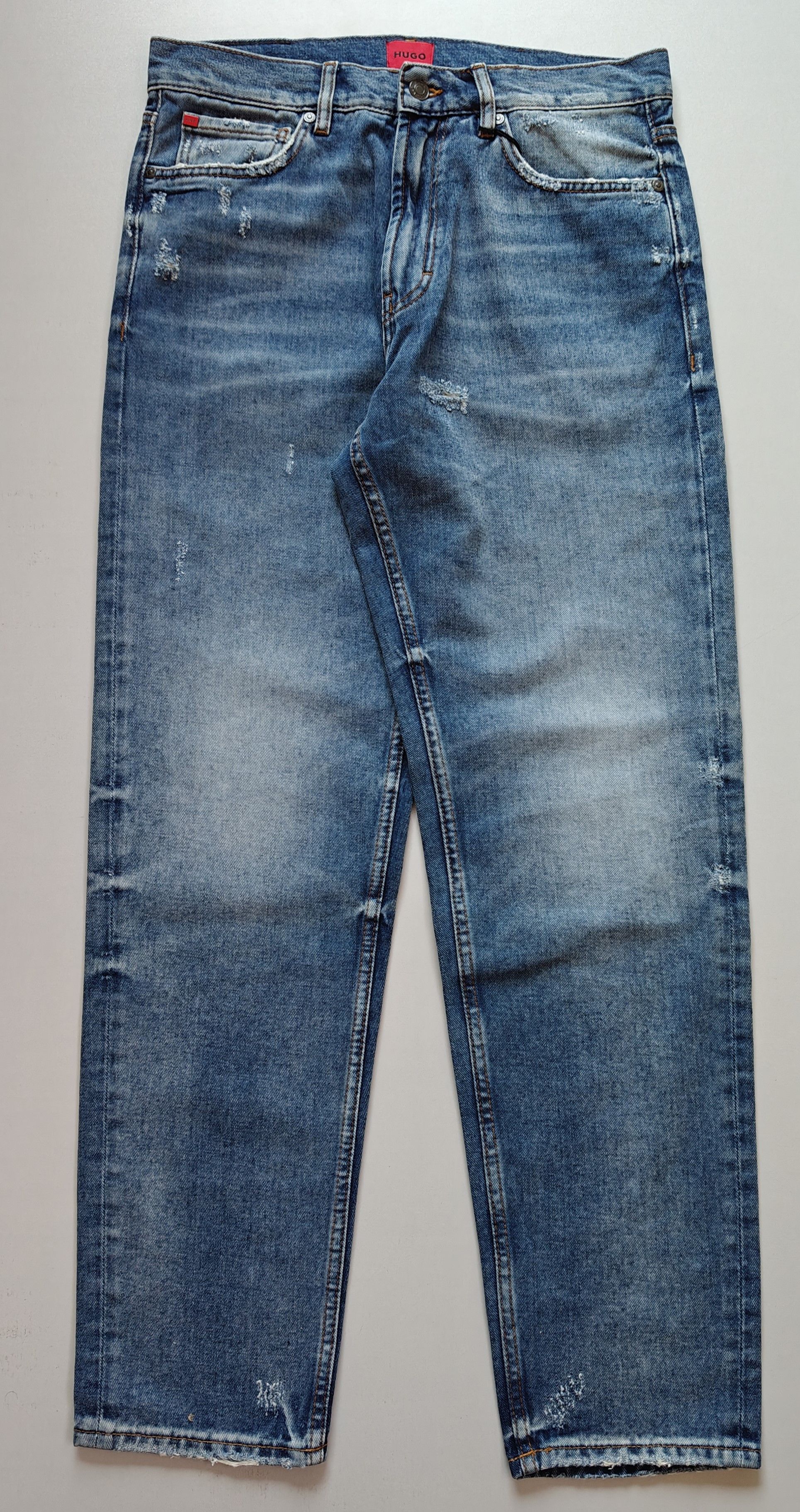 Hugo HUGO Relaxed Tapered Fit men's Jeans Free Shipping T/6077 Size US 30 / EU 46 - 2 Thumbnail