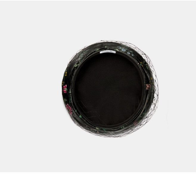 Dior o1w1db10425 32PFL910 Size: OS / Beret Cap / Hat Size ONE SIZE - 6 Thumbnail