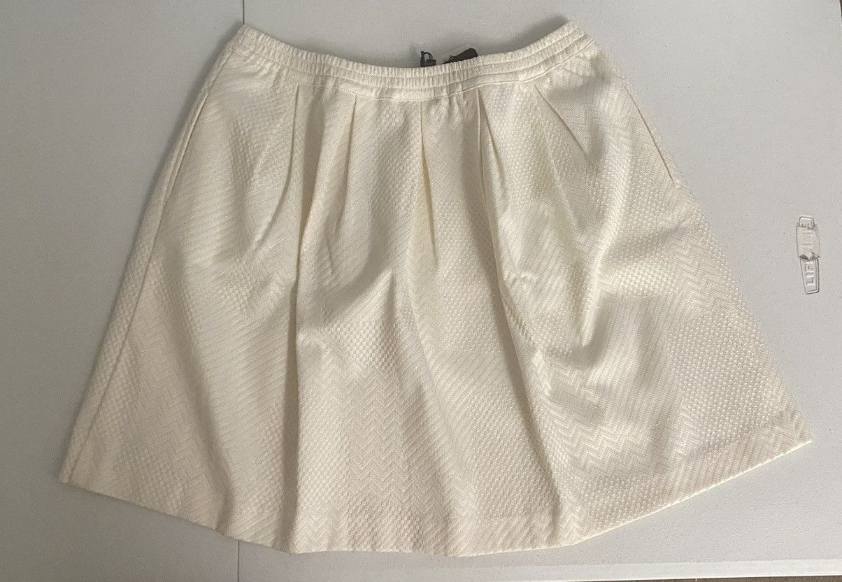 Armani NWT Armani Icicle White Fantasia Knit A Line Mini Skirt 6 US Size 26" / US 2 / IT 38 - 4 Thumbnail