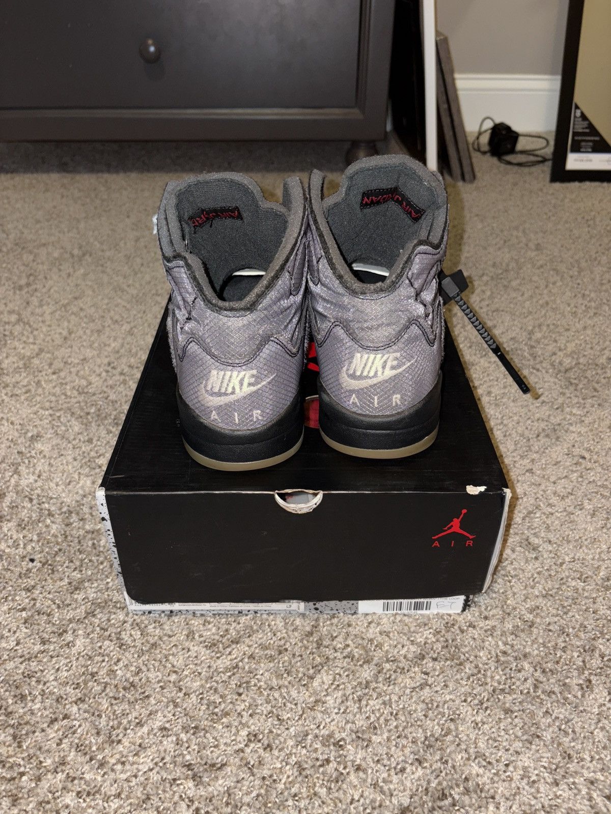 Jordan Brand × Off-White gently used jordan 5 “muslin” Size US 9 / EU 42 - 4 Thumbnail