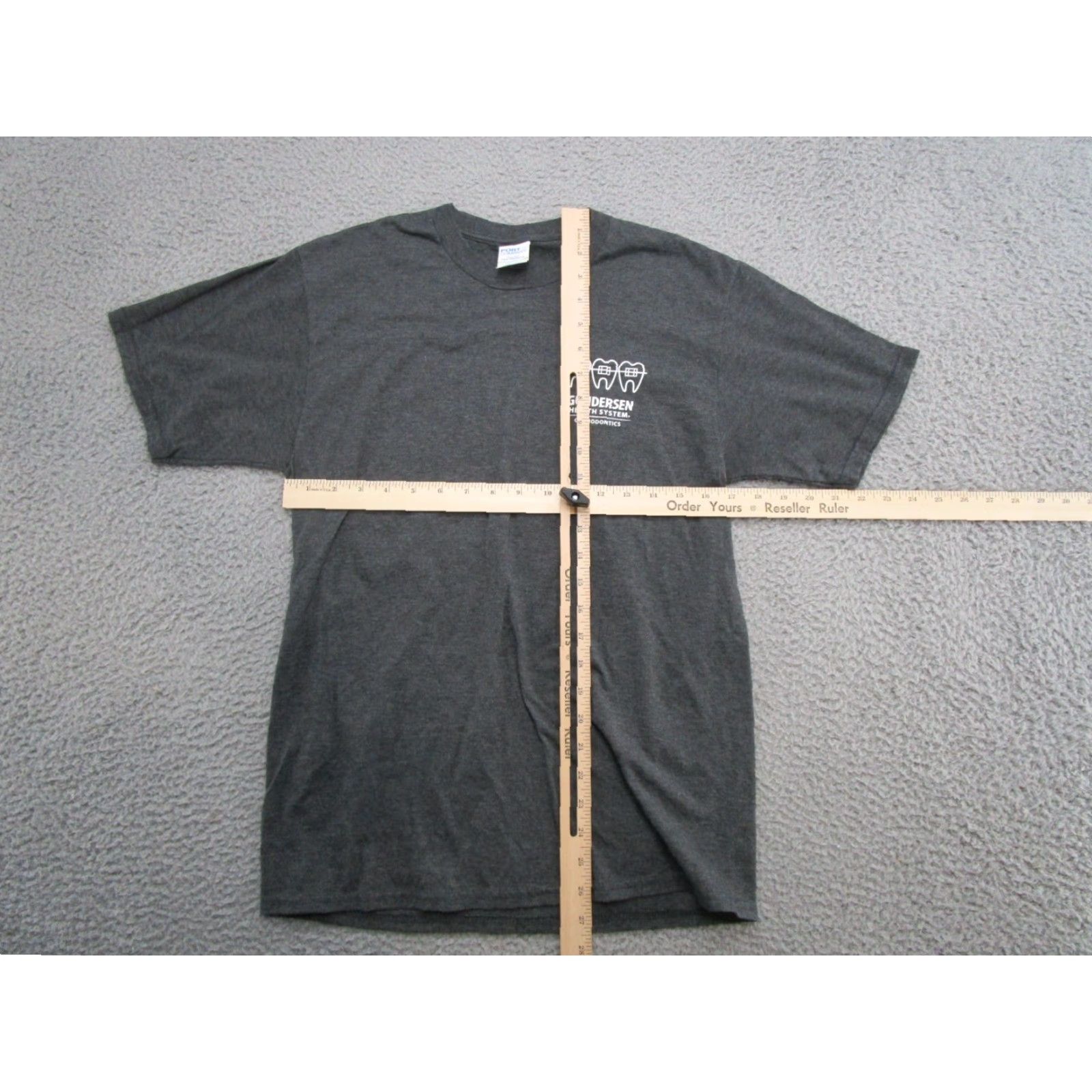Gildan Gunderson Luther Hospital Orthodontics T-Shirt Male M Gray Cotton Blend Shirt Size US M / EU 48-50 / 2 - 3 Thumbnail