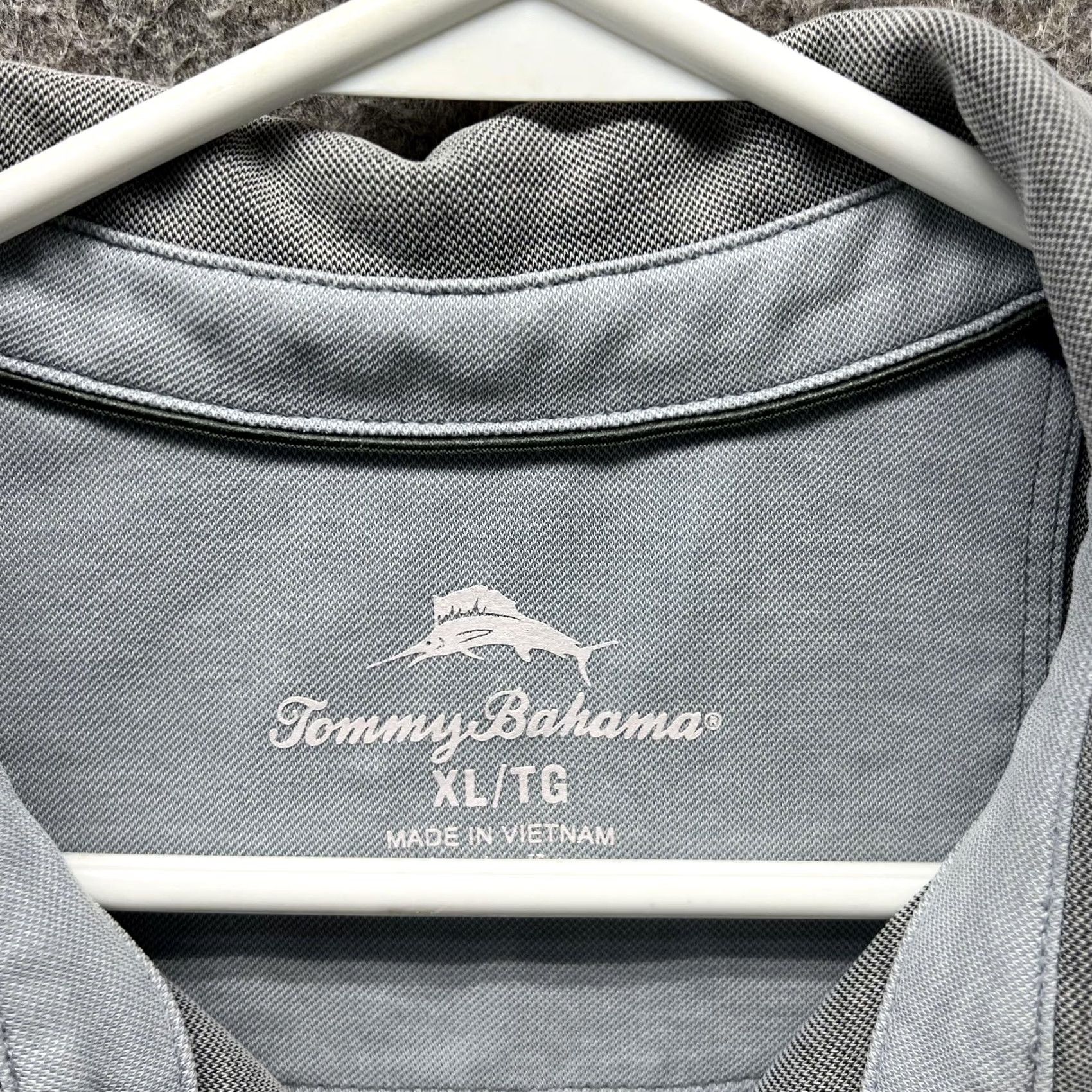 Tommy Bahama Tommy Bahama Polo Shirt Mens XL Gray Solid Knit Marlin Logo Casual Golf Shirt Size US XL / EU 56 / 4 - 4 Thumbnail