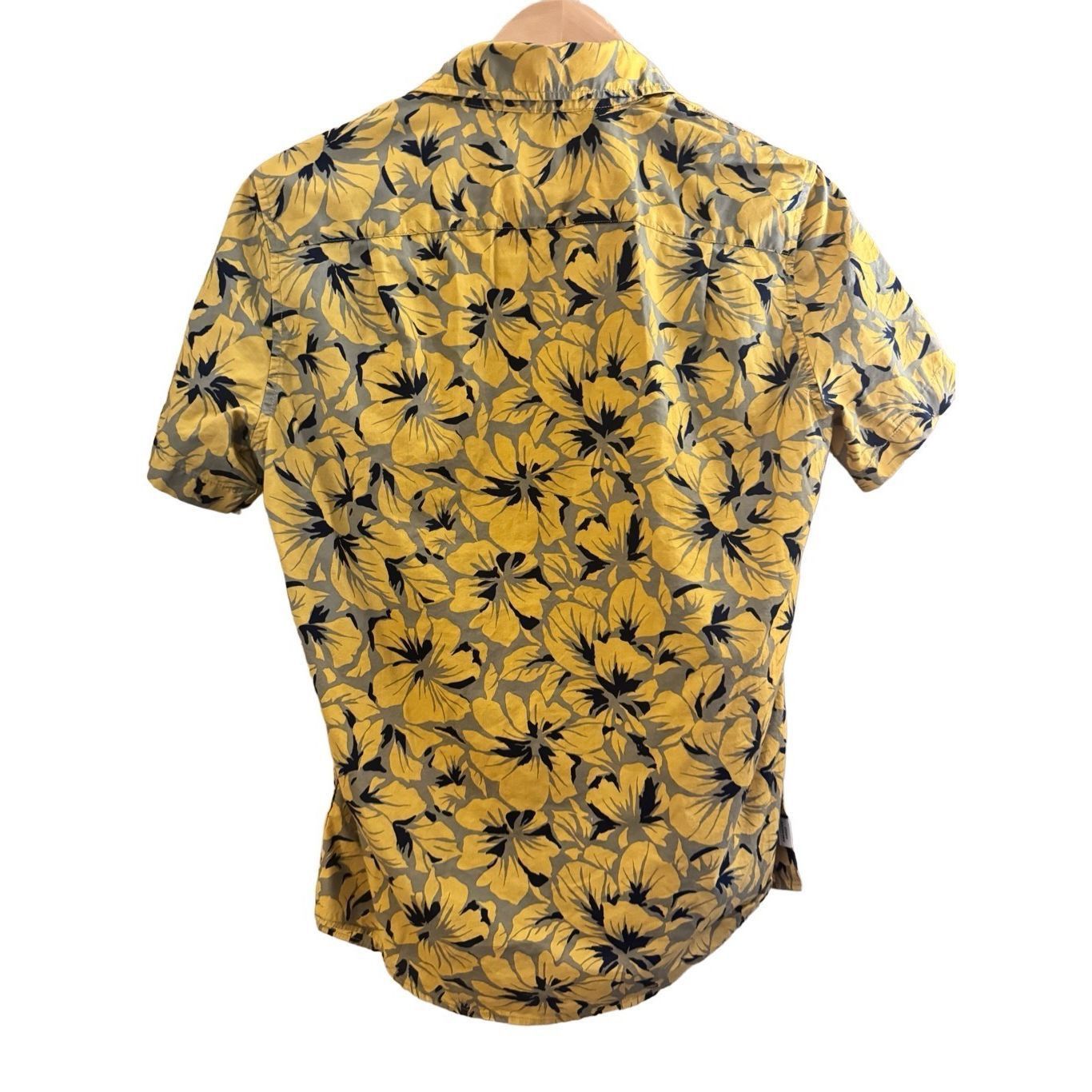 American Eagle Outfitters Vintage American Eagle | Shirts & Button Down | Men’s Hawaiian Shirt Size Extra Small Size US XS / EU 42 / 0 - 4 Thumbnail
