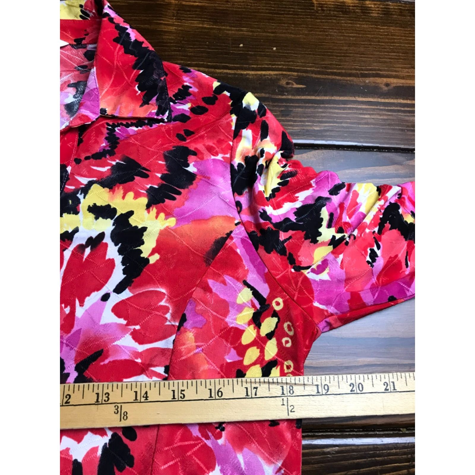 Vintage Erin London Shirt Women's Medium, 3/4 Sleeve Button-Up Floral Yellow Red, Casual, Fall Spring Summer, Polyester Spandex, Women's Shirt Size M / US 6-8 / IT 42-44 - 3 Thumbnail