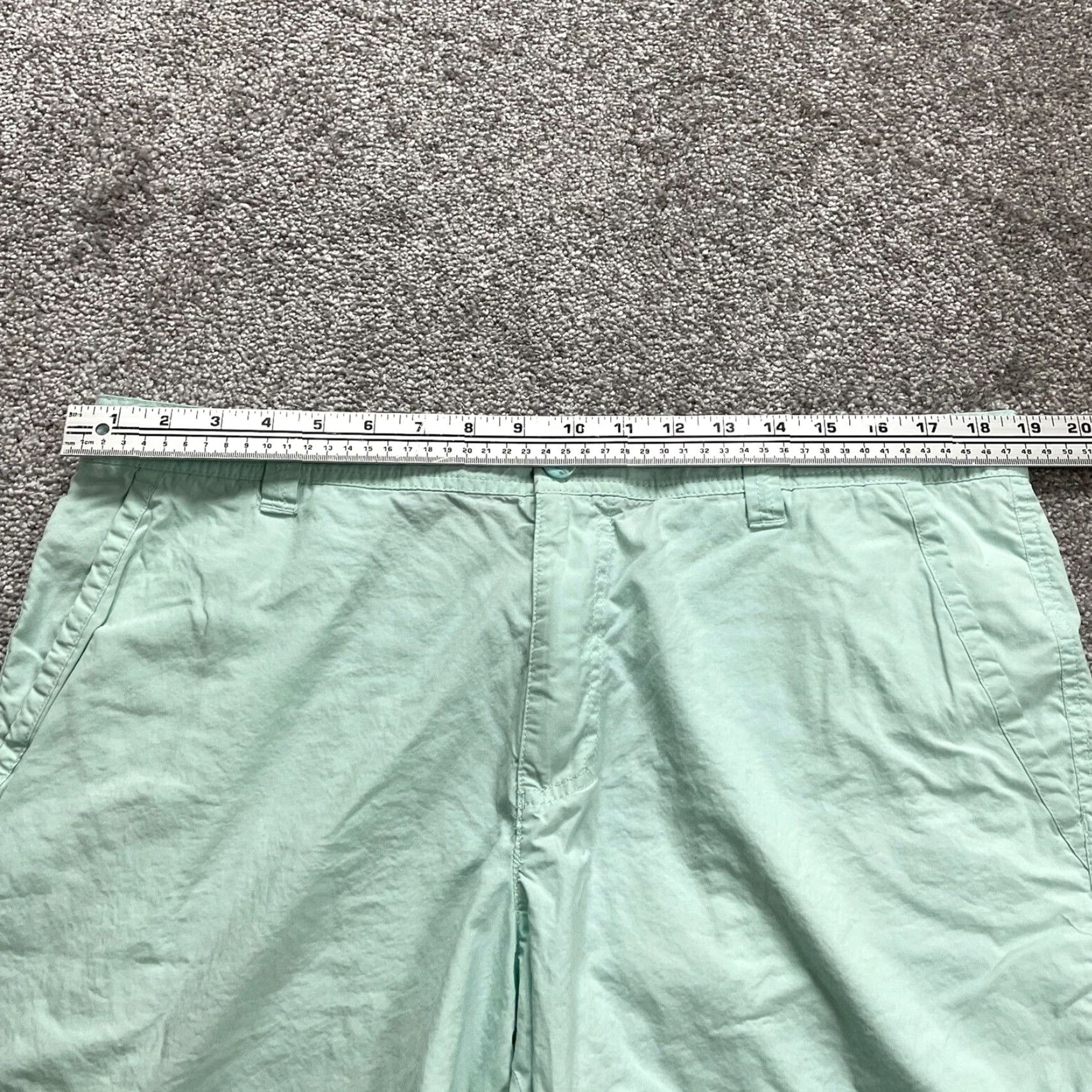 Vintage Columbia Chino Shorts 36 Green Solid Cotton Pockets Active Outdoor Mens Size US 36 / EU 52 - 7 Thumbnail