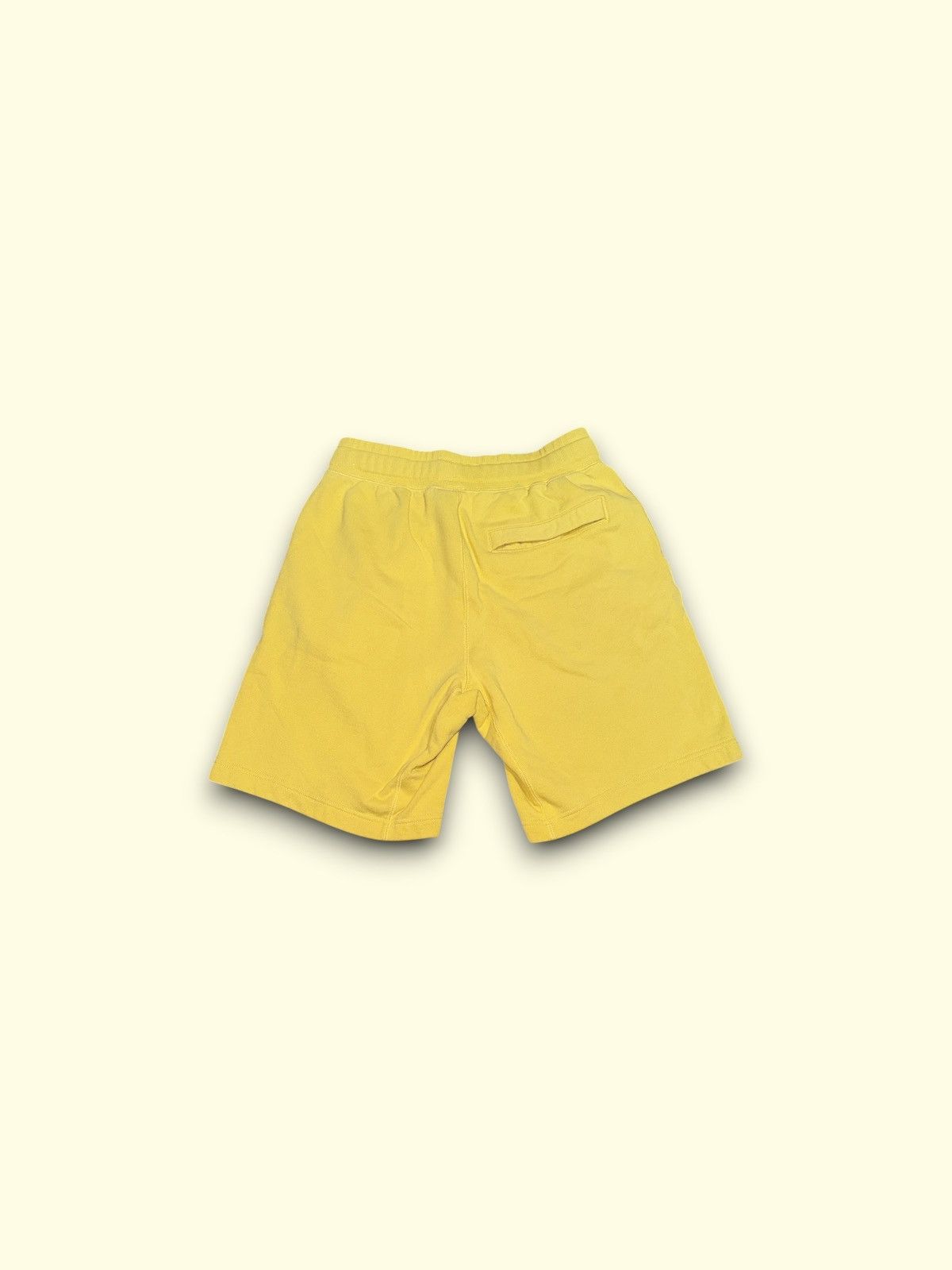 Nike Nike Sportswear French Terry Club Fleece Shorts XS Yellow Size US 28 / EU 44 - 2 Thumbnail
