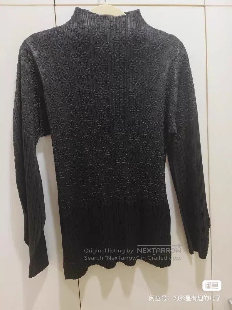 Issey Miyake Issey Miyake Best-Selling Snowflake Top Size L / US 10 / IT 46 - 1 Thumbnail