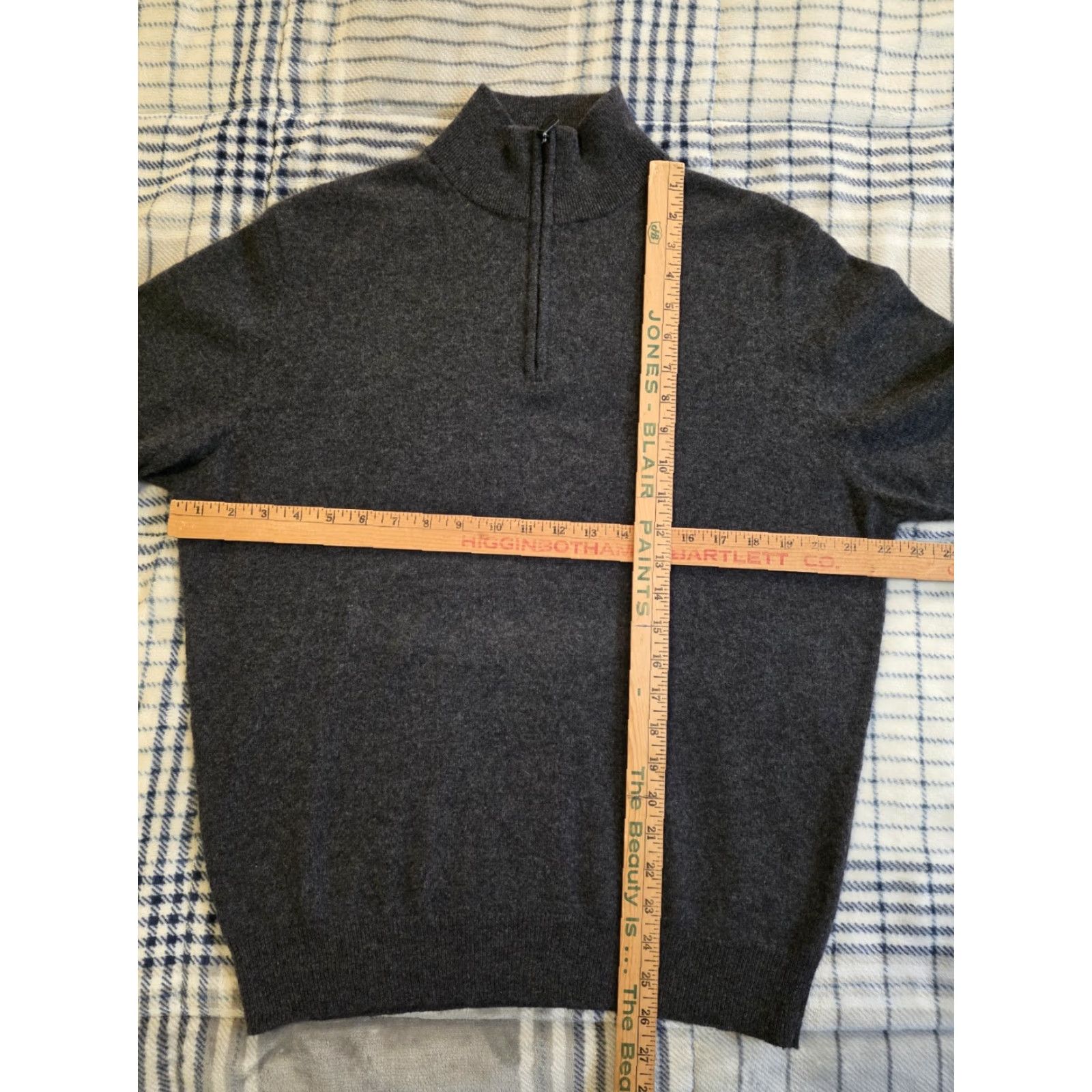Jos. A. Bank VINTAGE Jos. A. Bank Travelers Collection 100% Cashmere 1/4 Sweater Charcoal Gray Medium Size US M / EU 48-50 / 2 - 6 Thumbnail