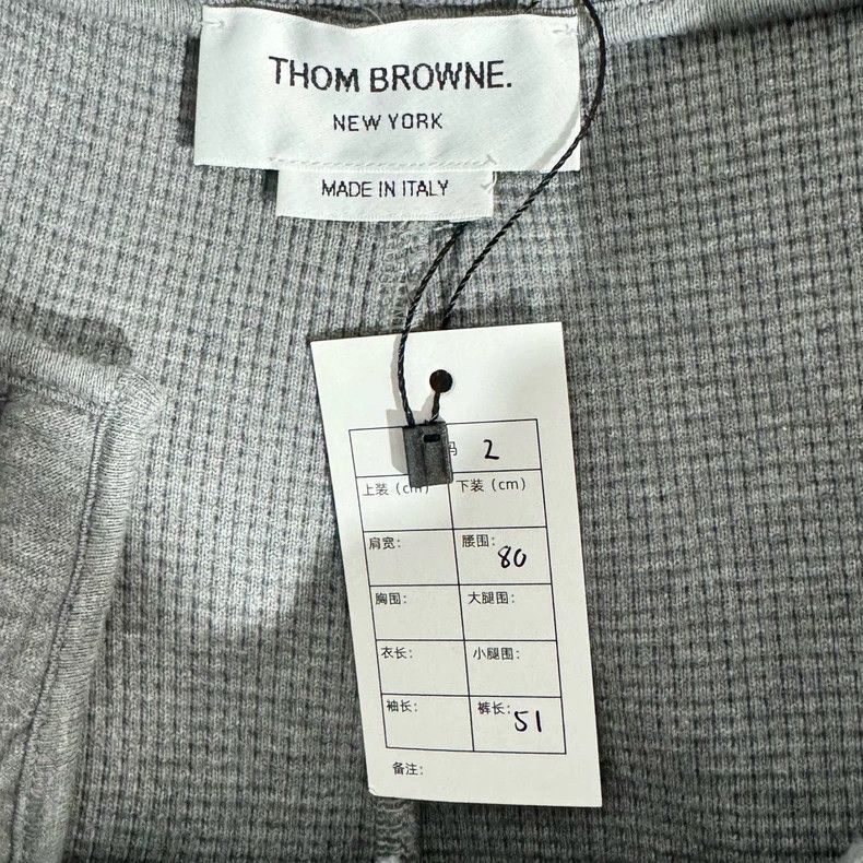 Thom Browne Thom Browne size2 Gray waffle short Size US 28 / EU 44 - 2 Thumbnail