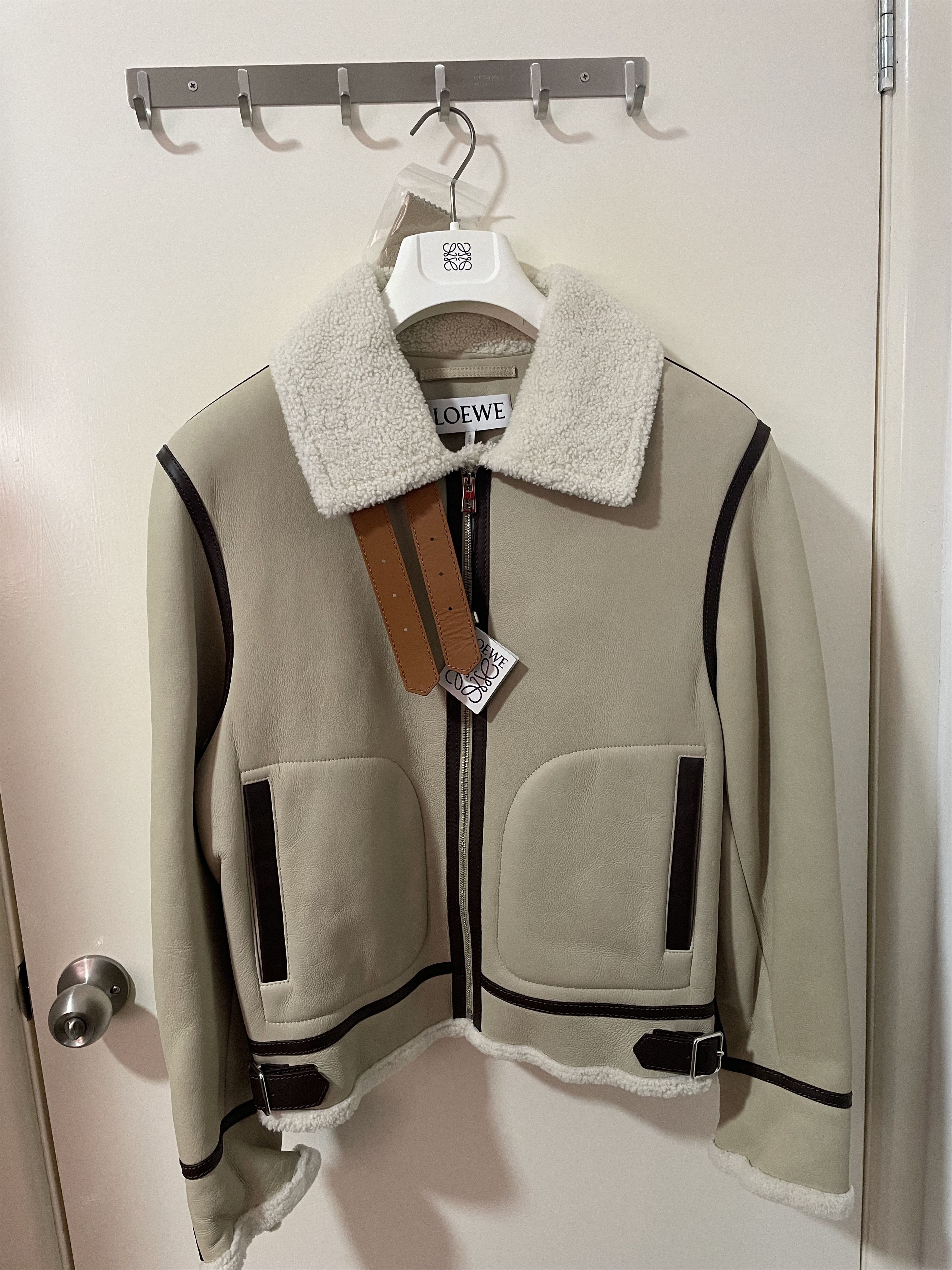 Loewe Shearling Aviator Jacket Soft White Size 50 Size US L / EU 52-54 / 3 - 4 Thumbnail